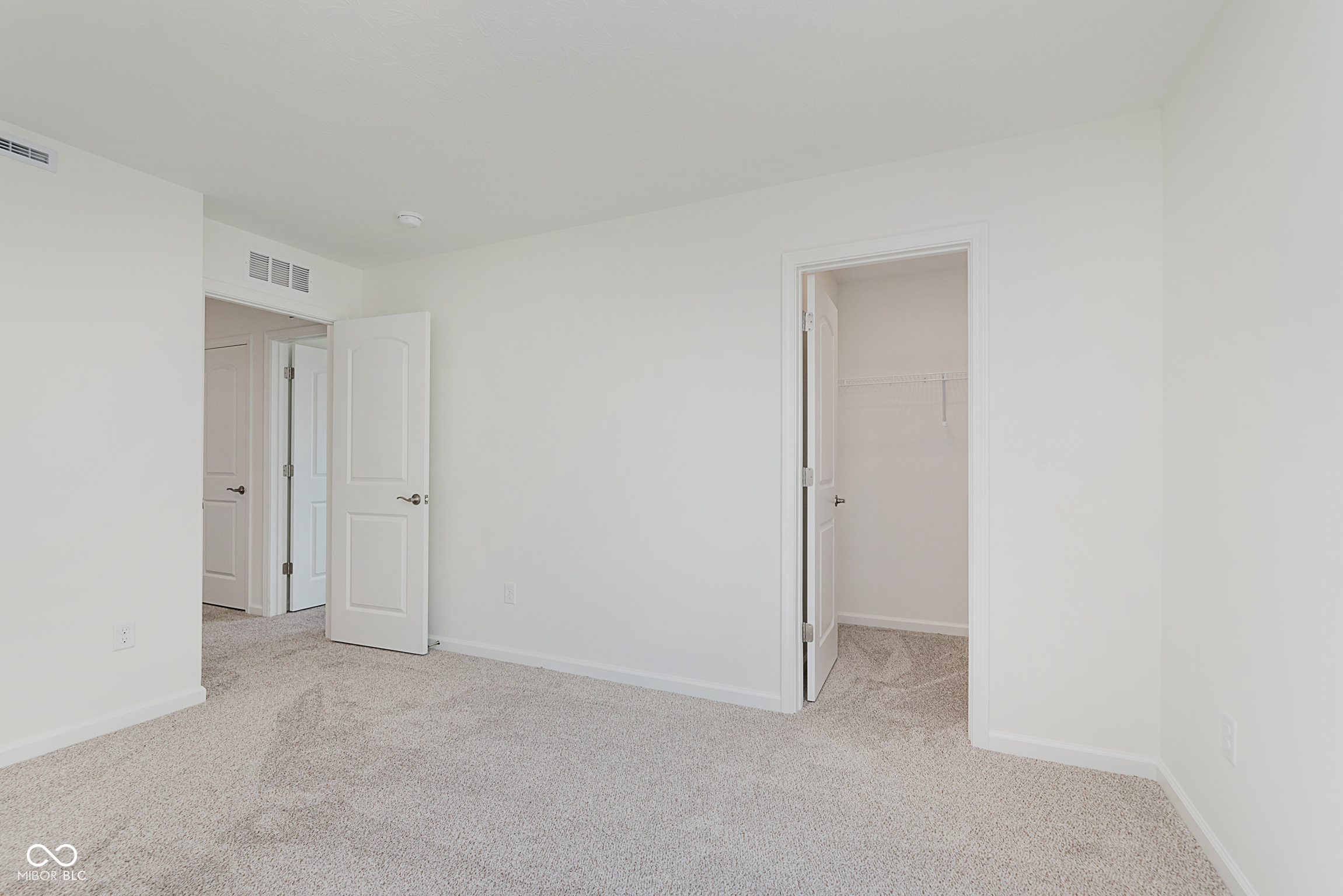 3896 Sterling Drive