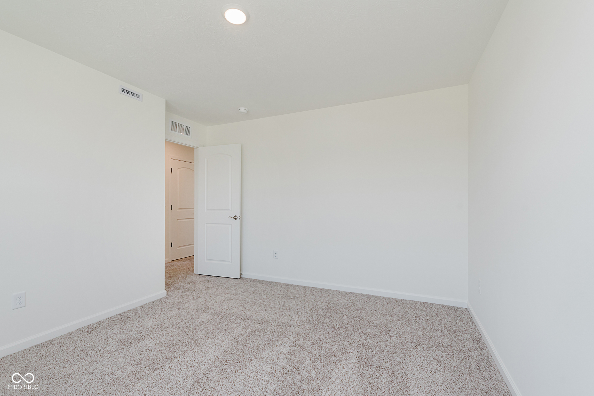 3896 Sterling Drive