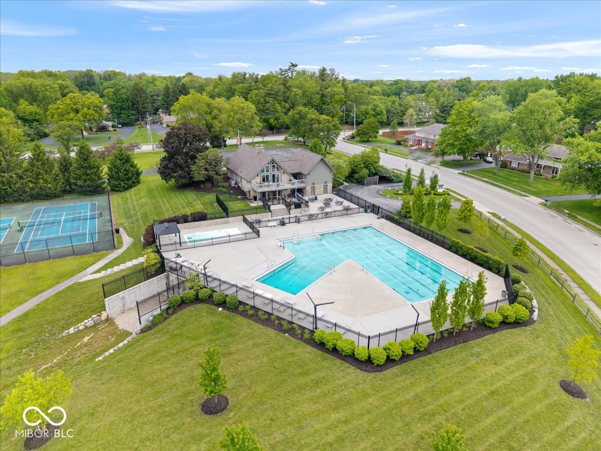 11416 E Lakeshore Drive