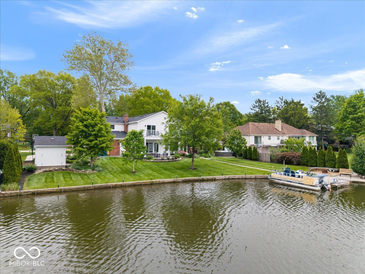 11416 E Lakeshore Drive
