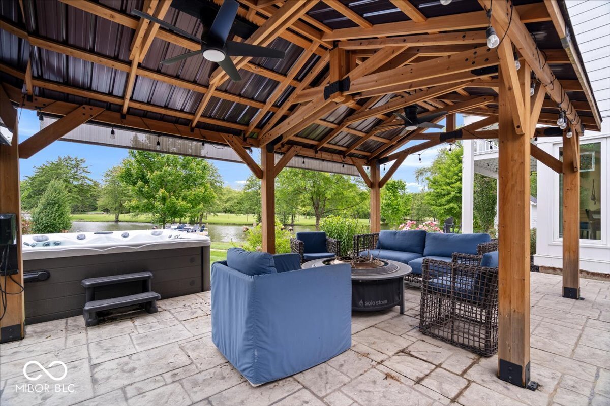 11416 E Lakeshore Drive