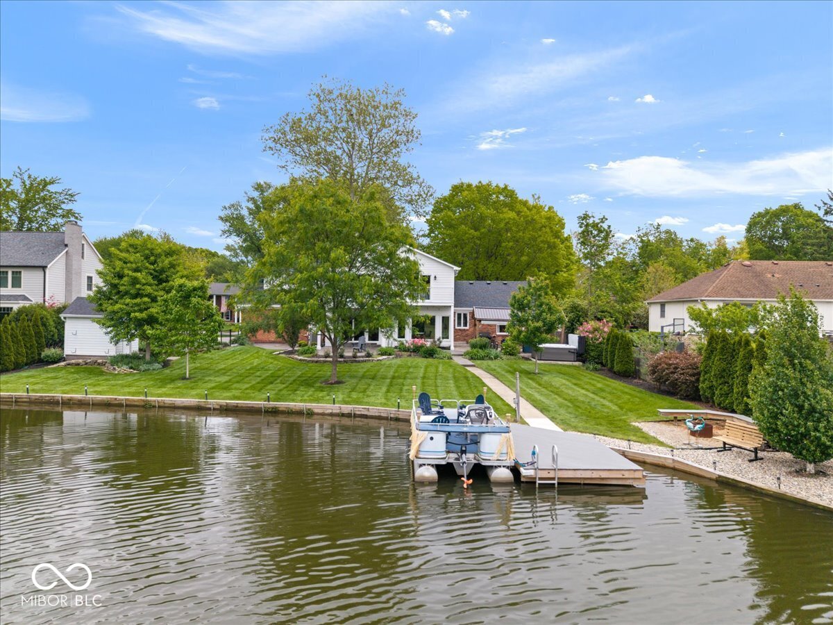 11416 E Lakeshore Drive