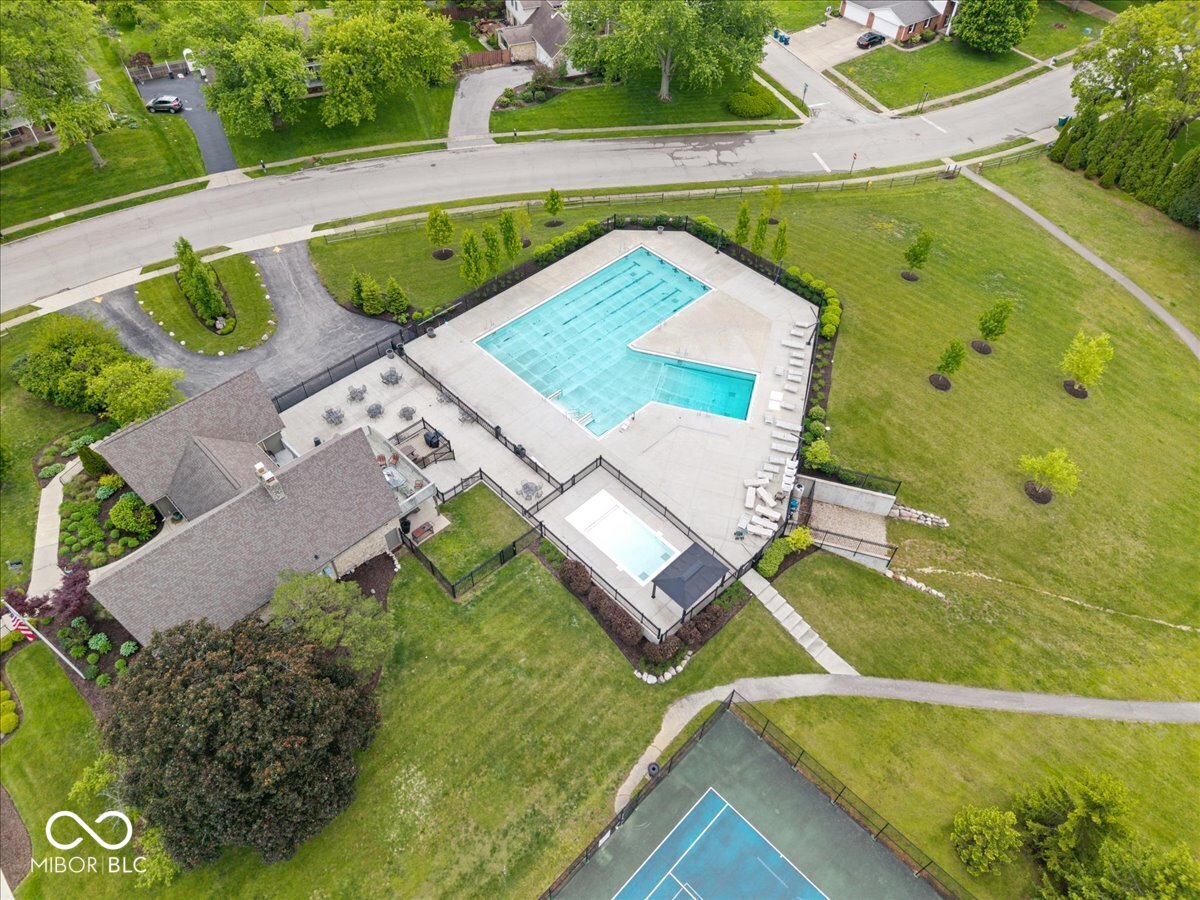11416 E Lakeshore Drive