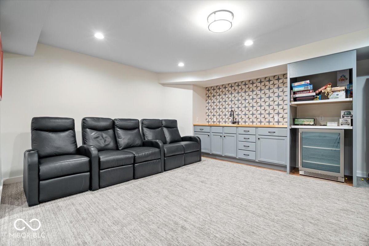 11416 E Lakeshore Drive
