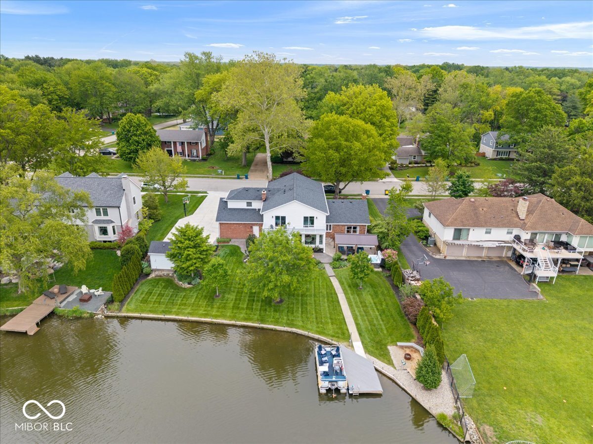 11416 E Lakeshore Drive