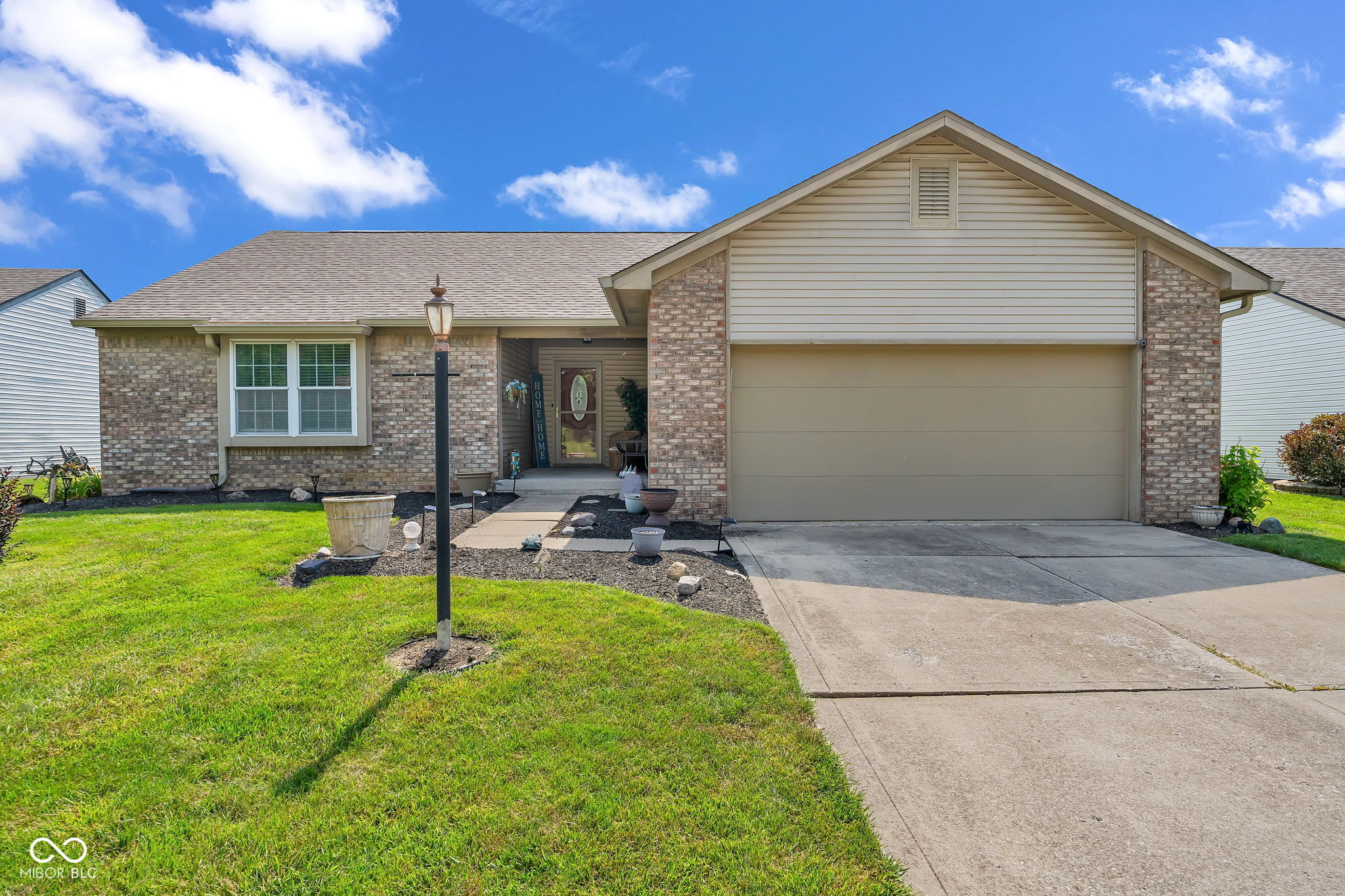 8353 Southern Springs Drive