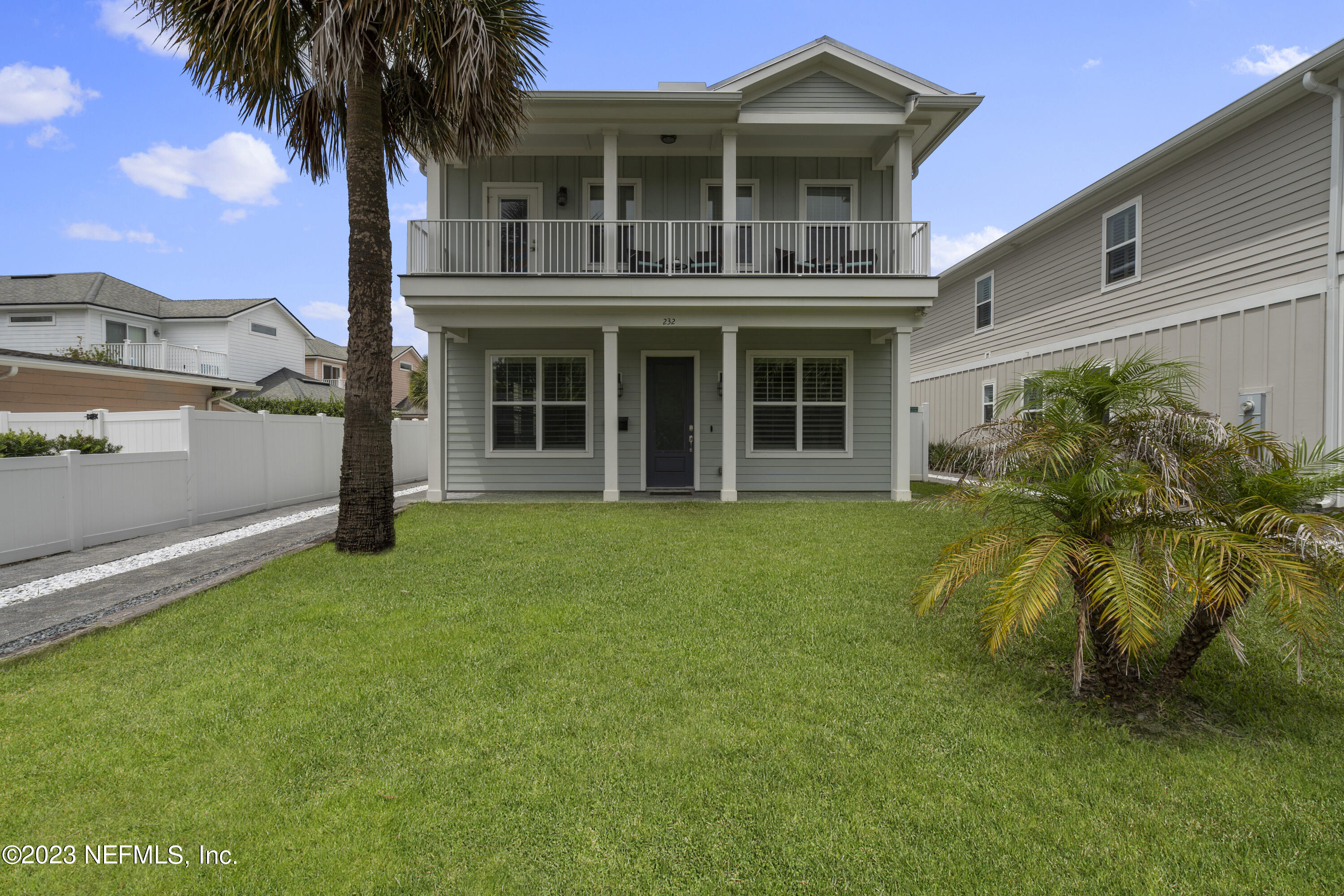 232 DAVIS Street