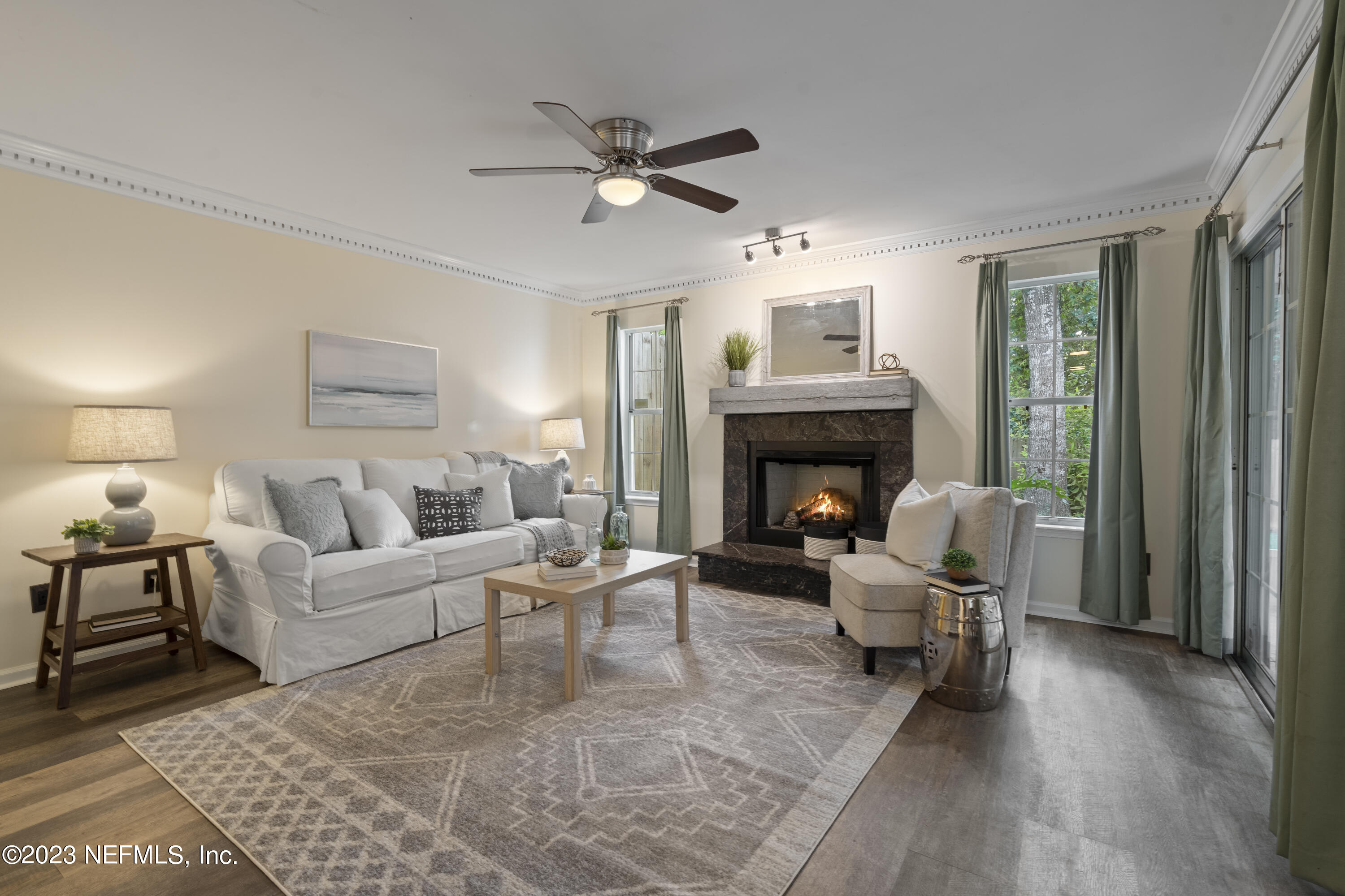105 SOLANO CAY Circle