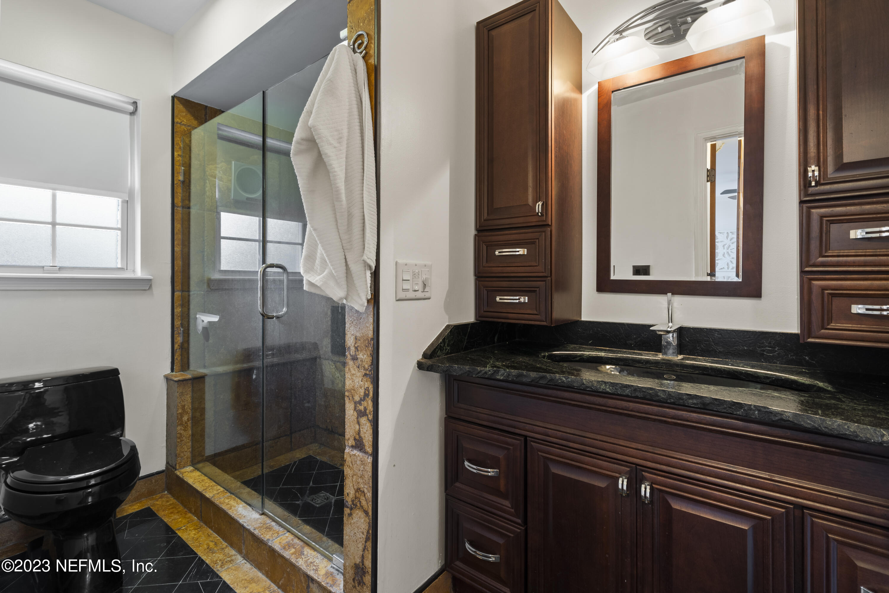 105 SOLANO CAY Circle