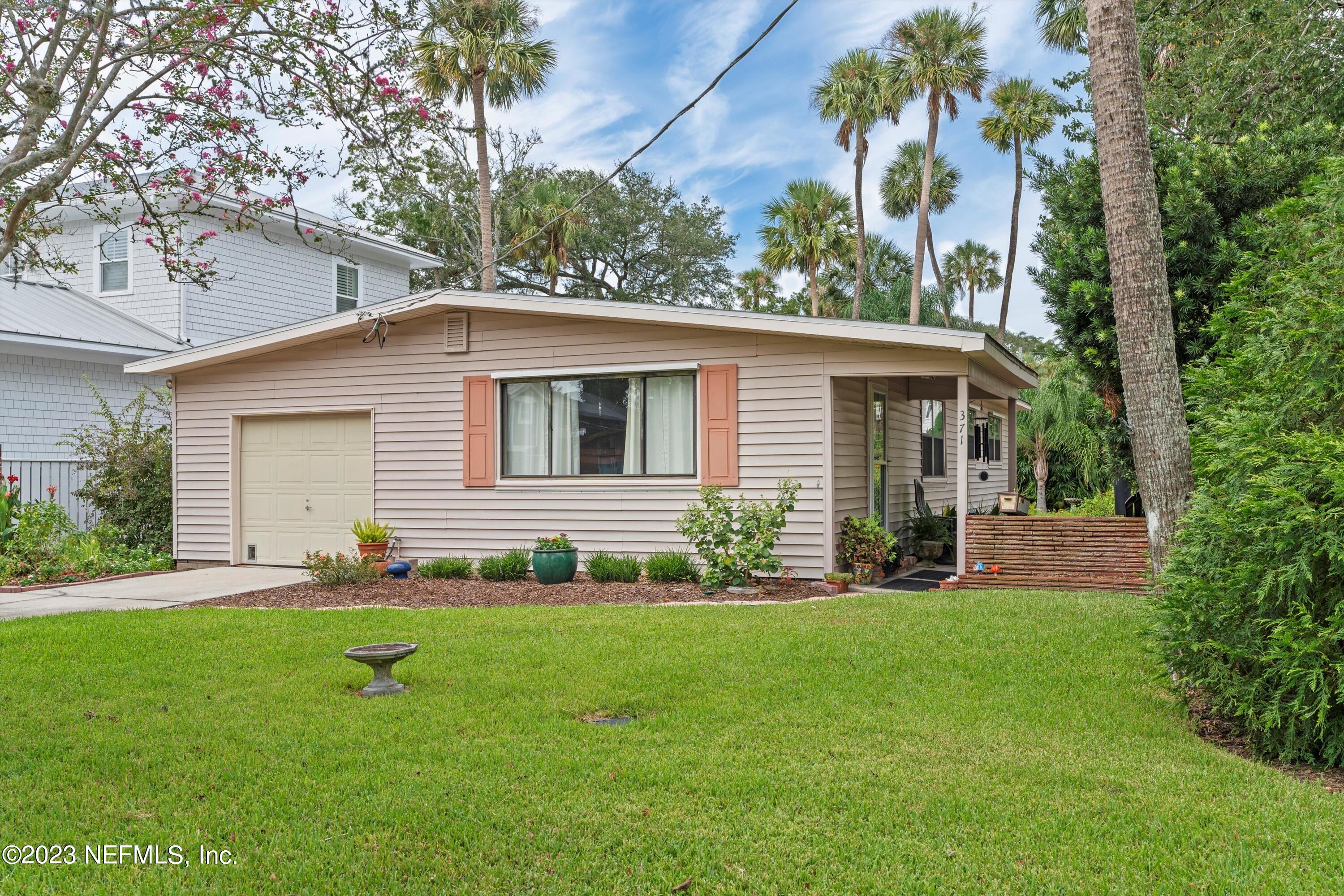 371 9TH Street