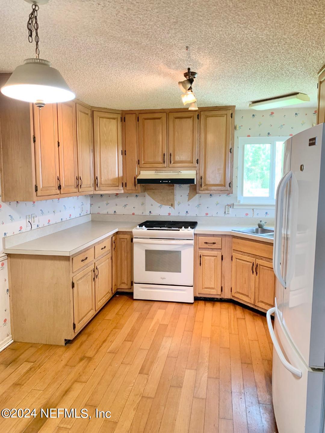 128 CEDAR CREEK Road