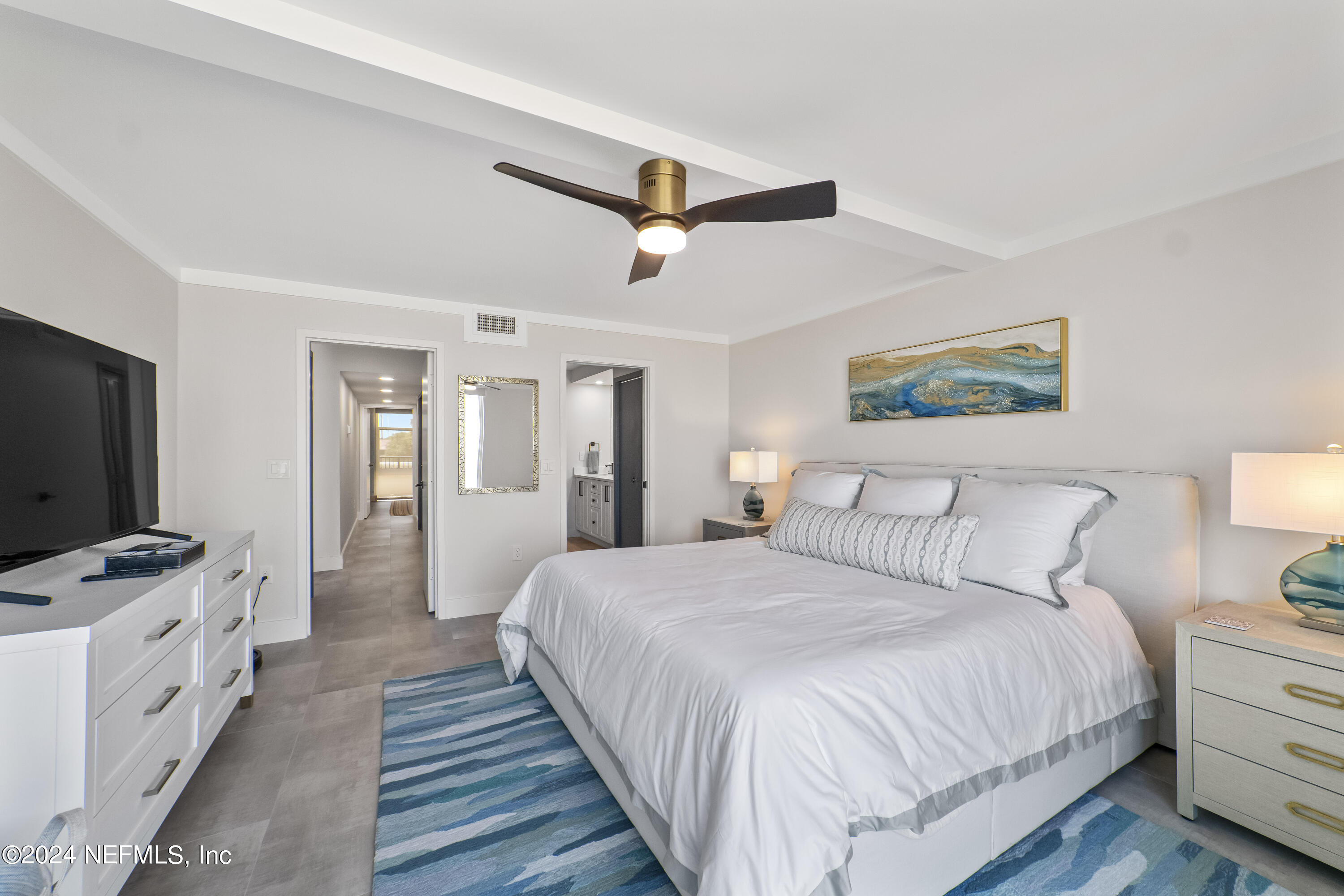 2100 OCEAN Drive S, 2C