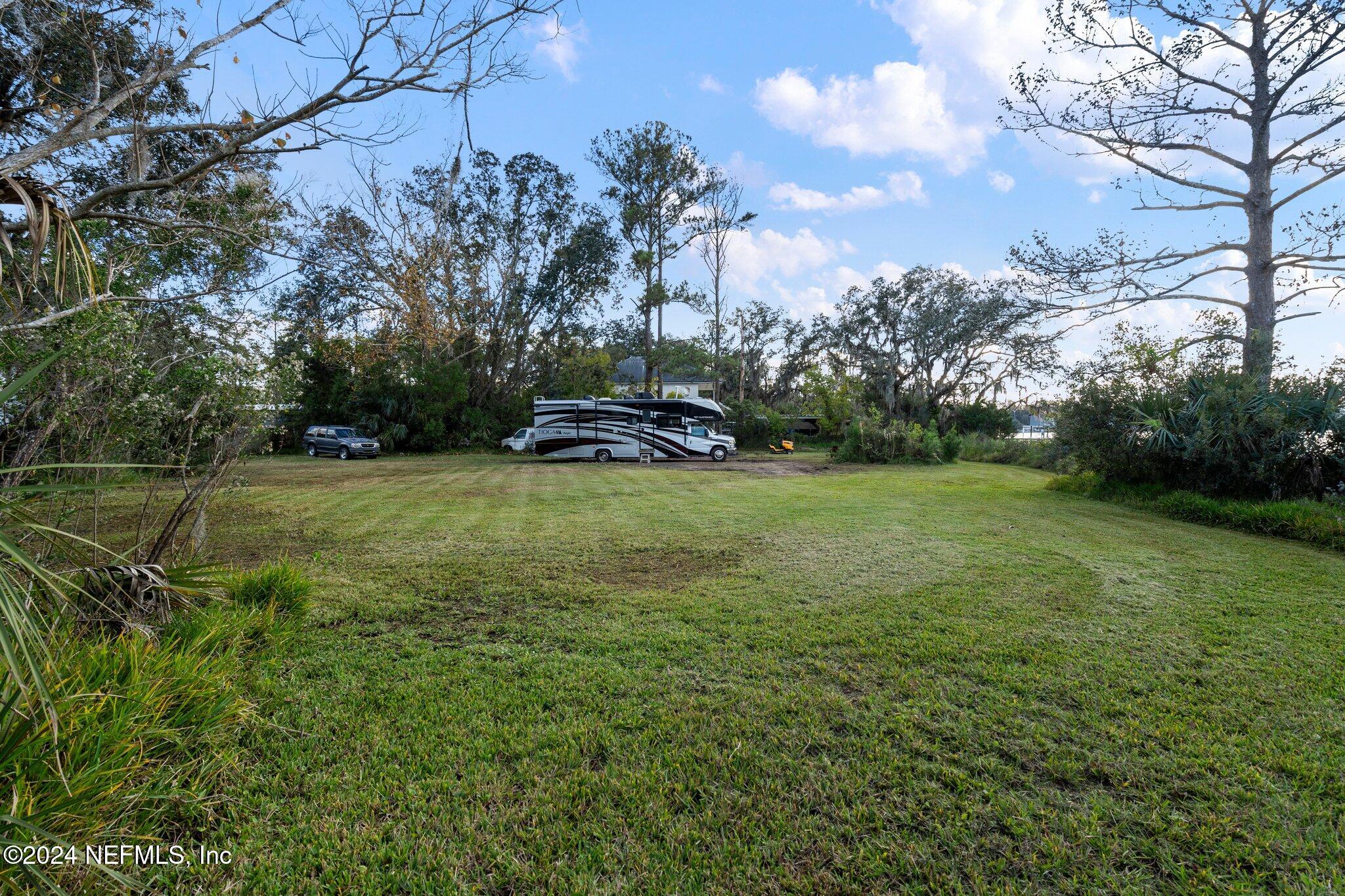 1779 CARBONDALE Drive N