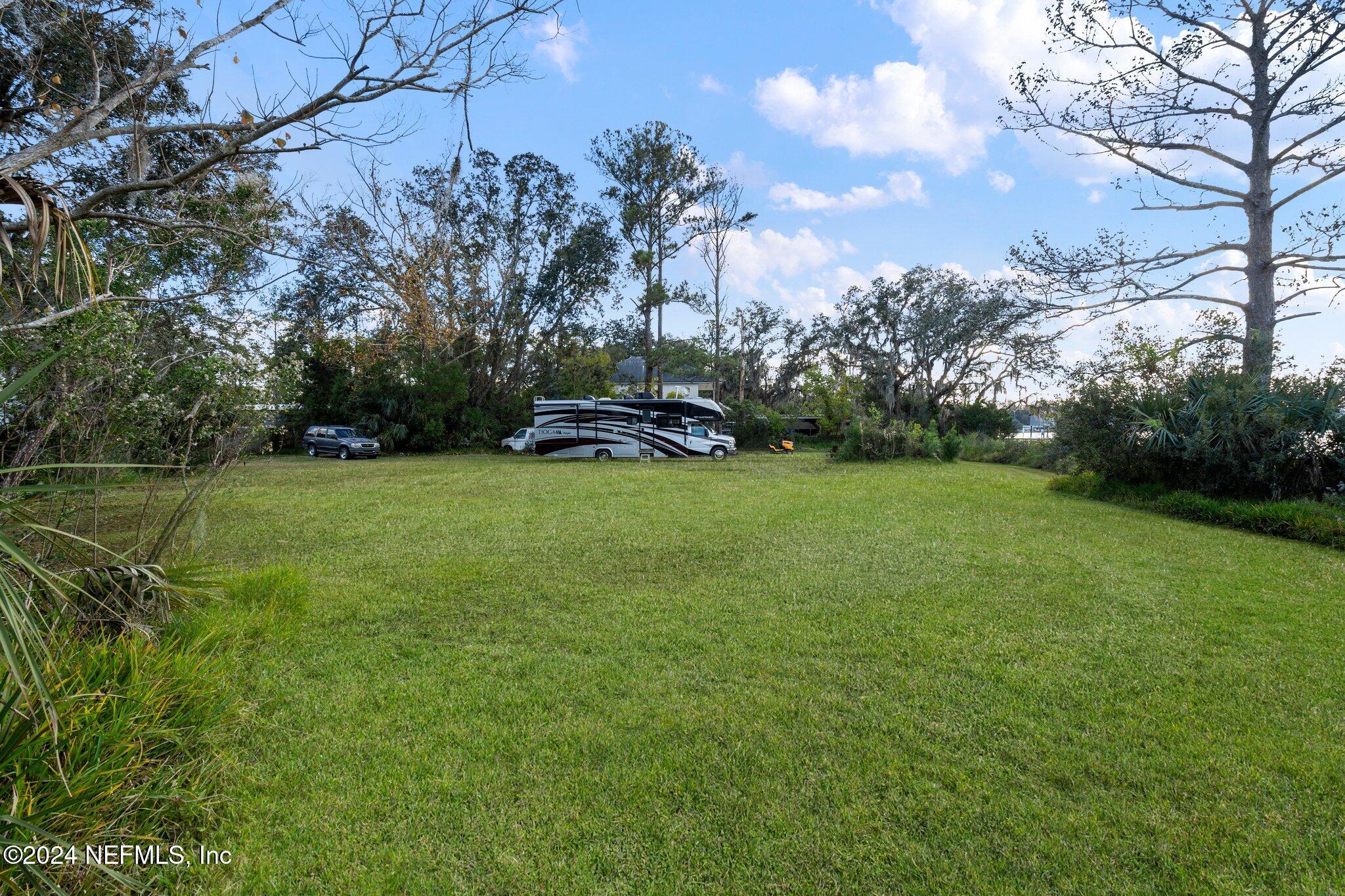 1779 CARBONDALE Drive N