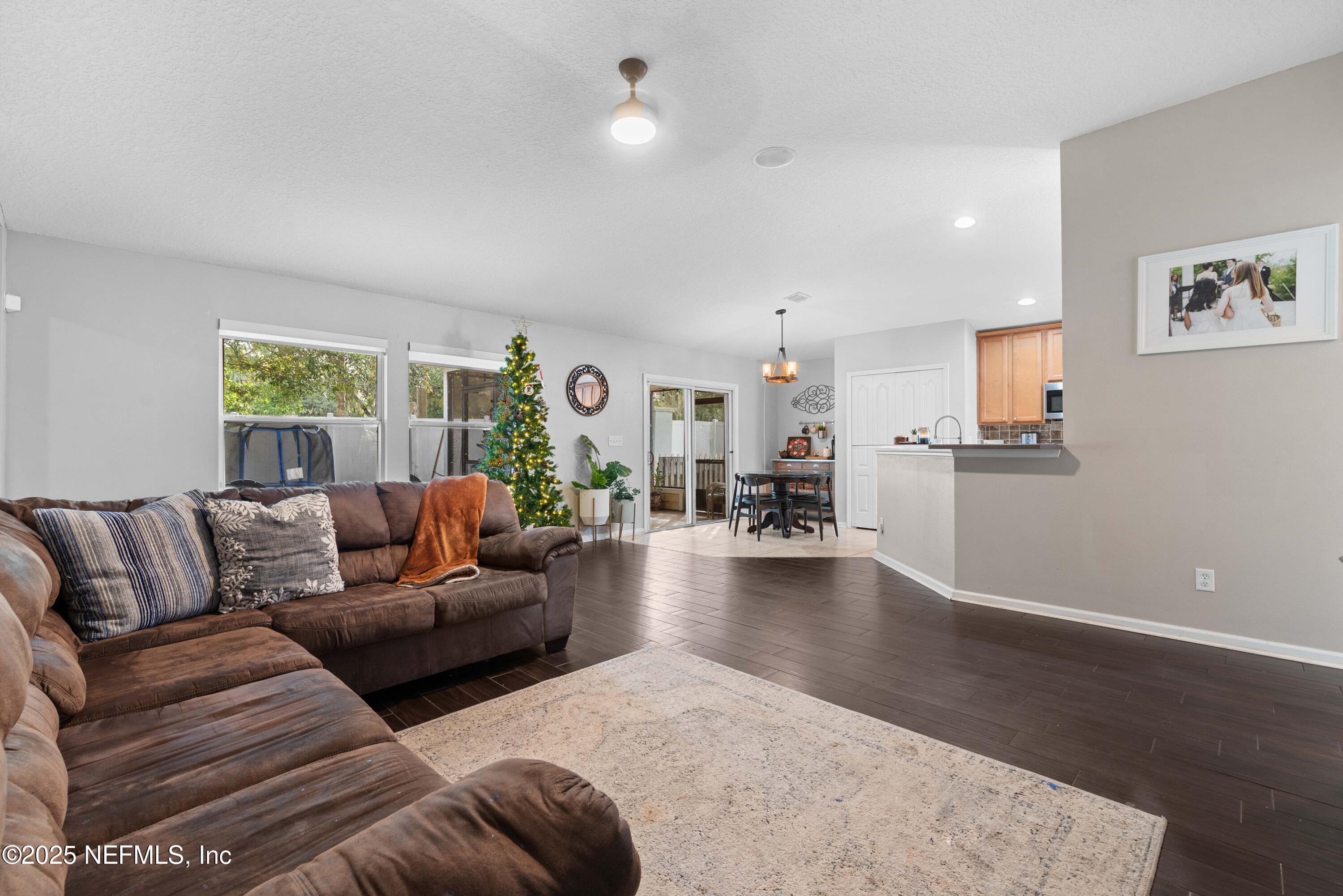 12435 SUGARBERRY Way