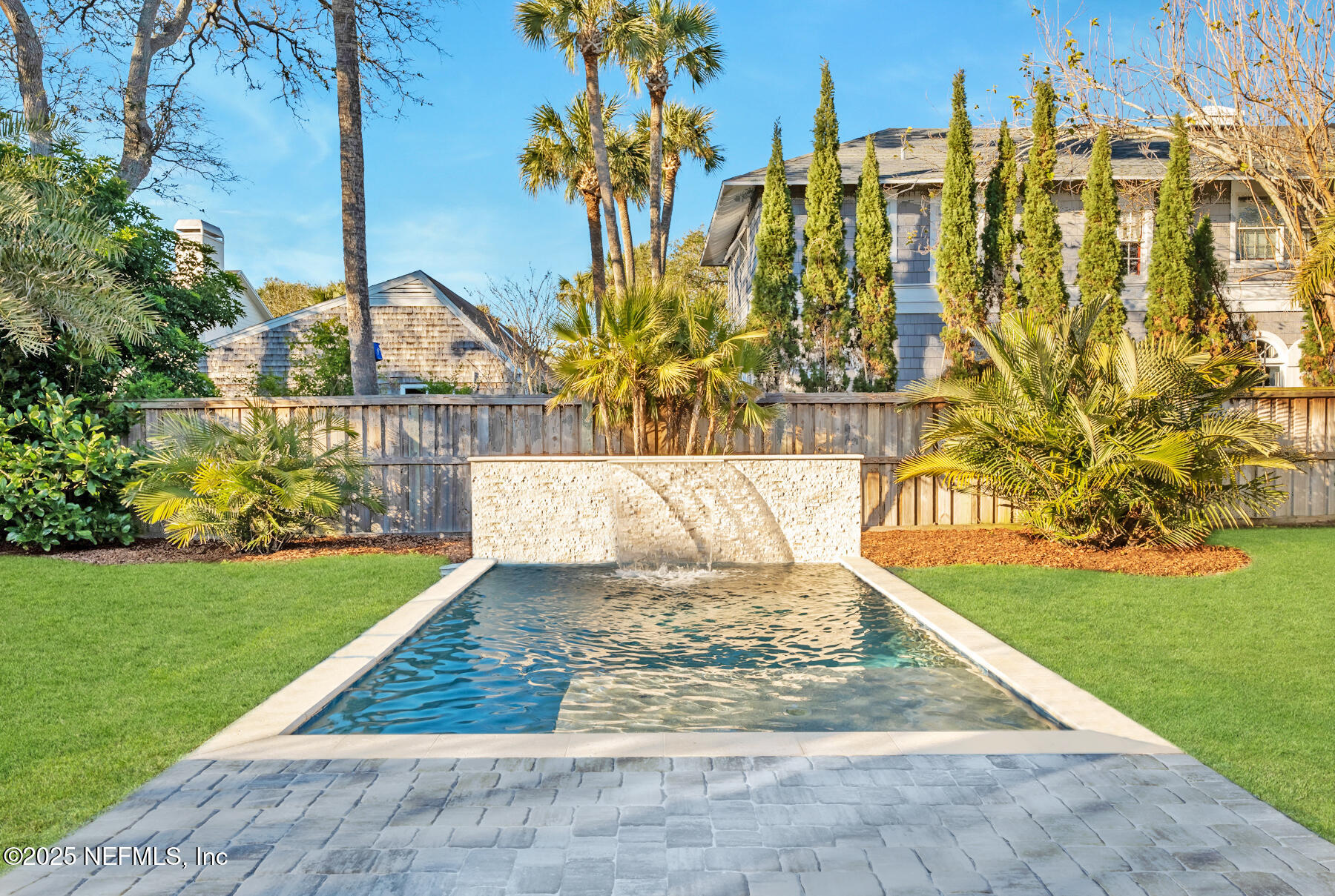 307 4TH Street