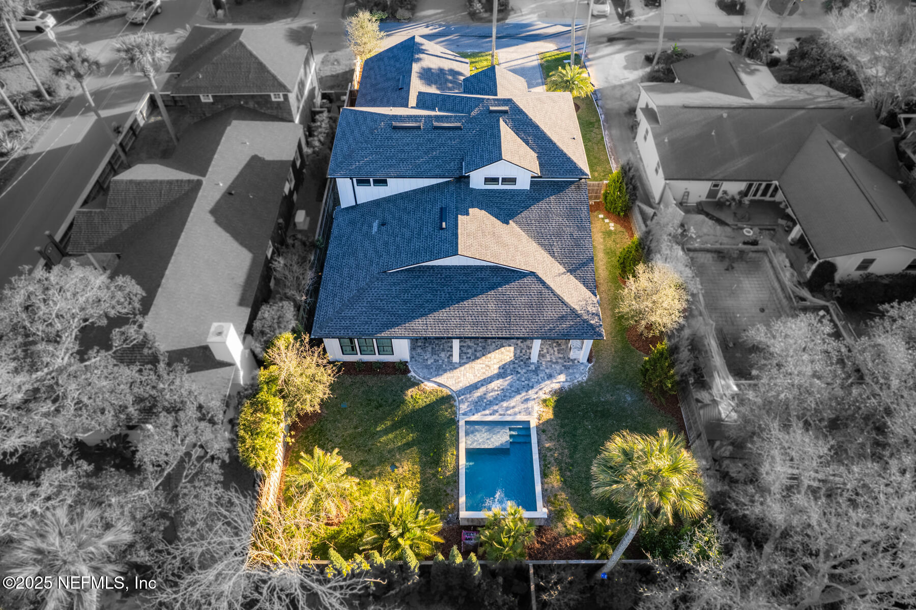 307 4TH Street