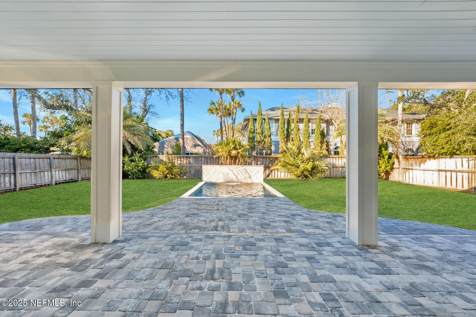 307 4TH Street