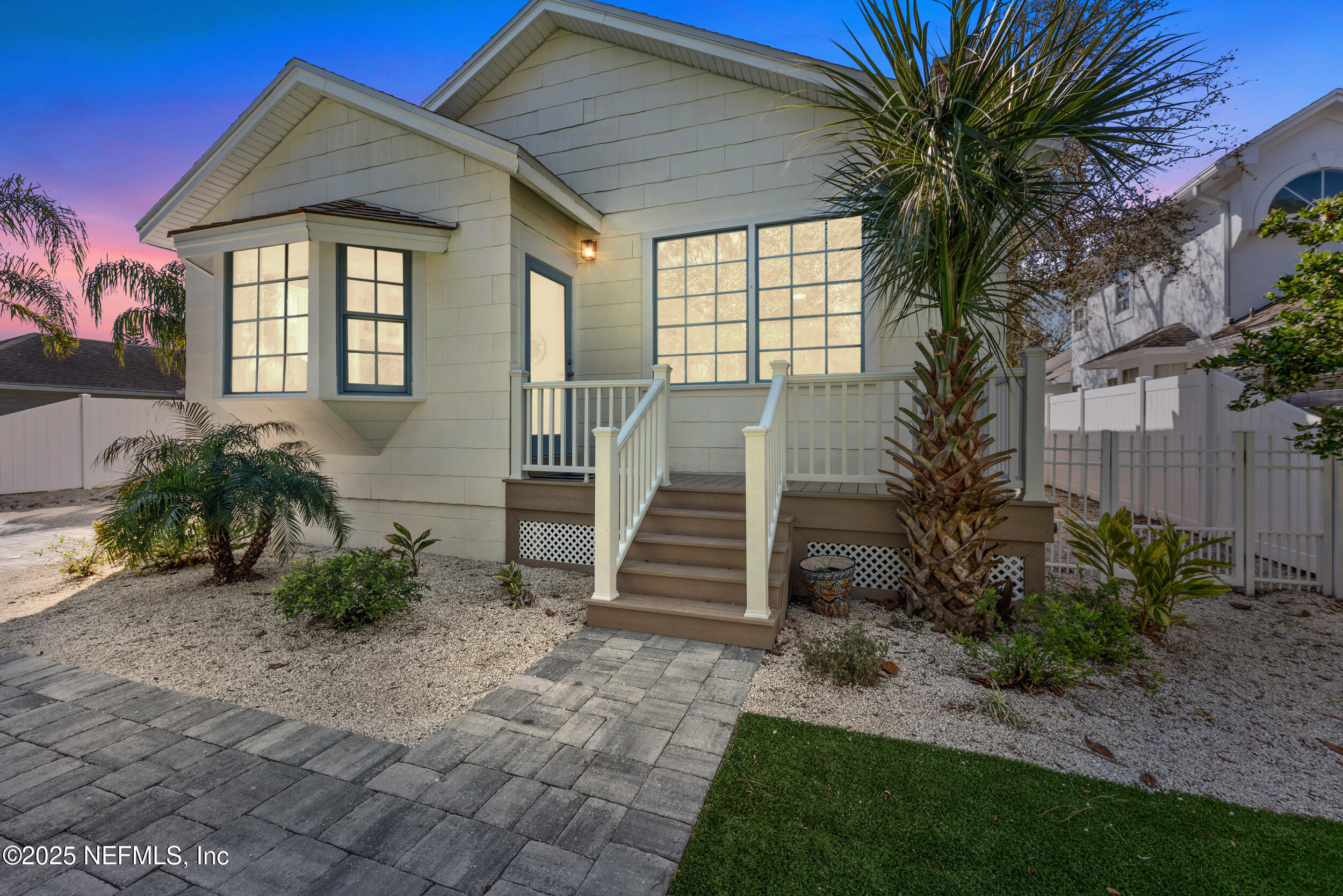 36 FRANKLIN Avenue