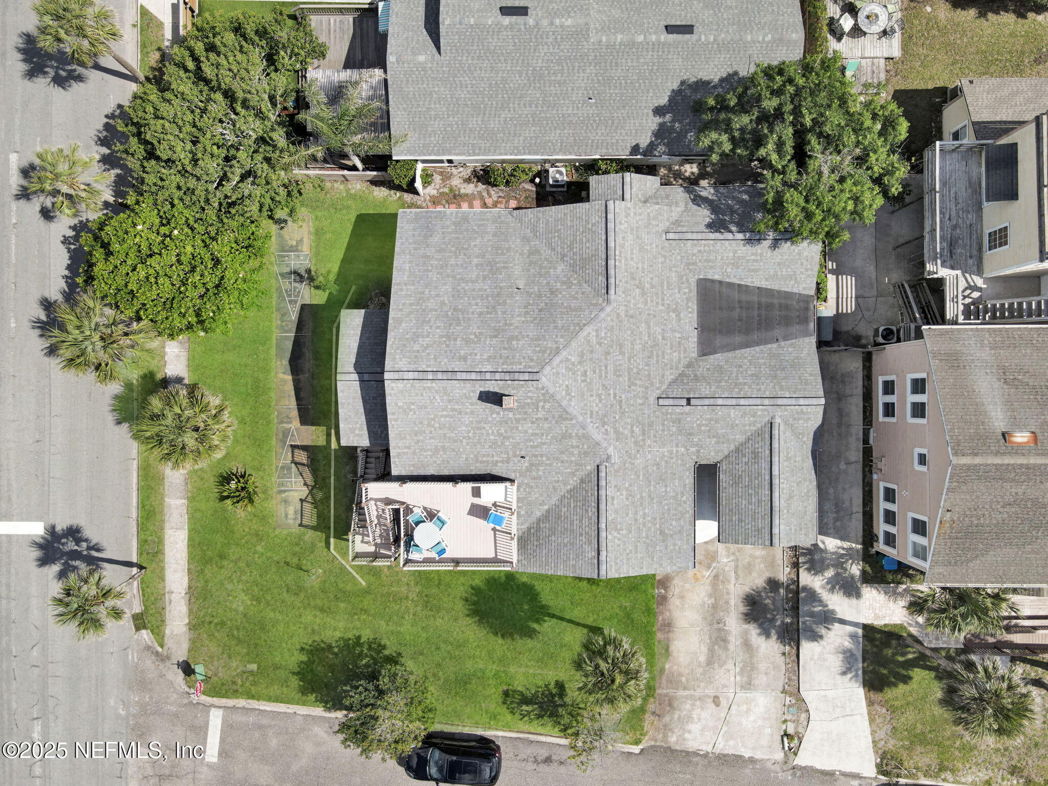 120 LORA Street