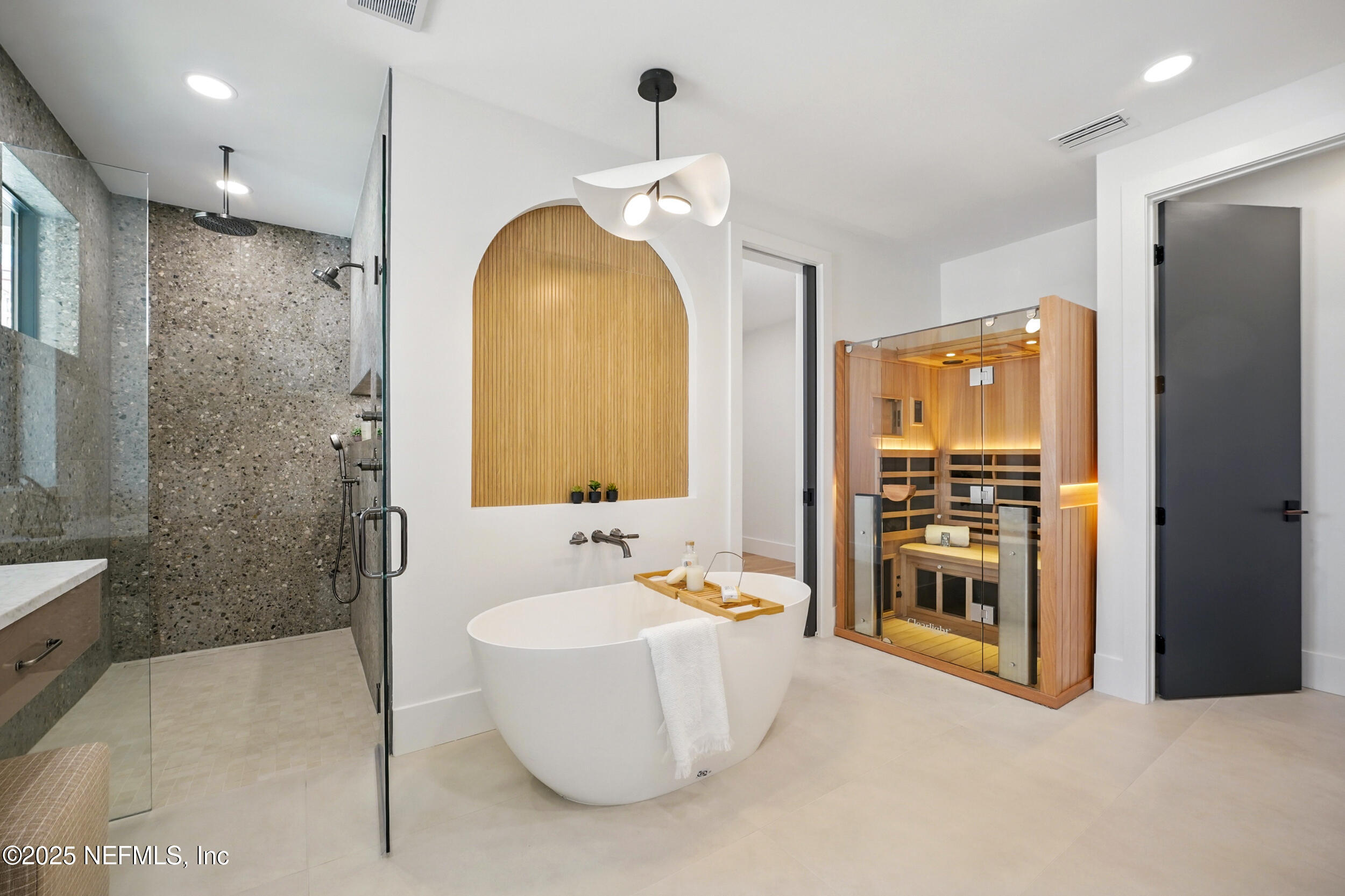 134 1ST Street S