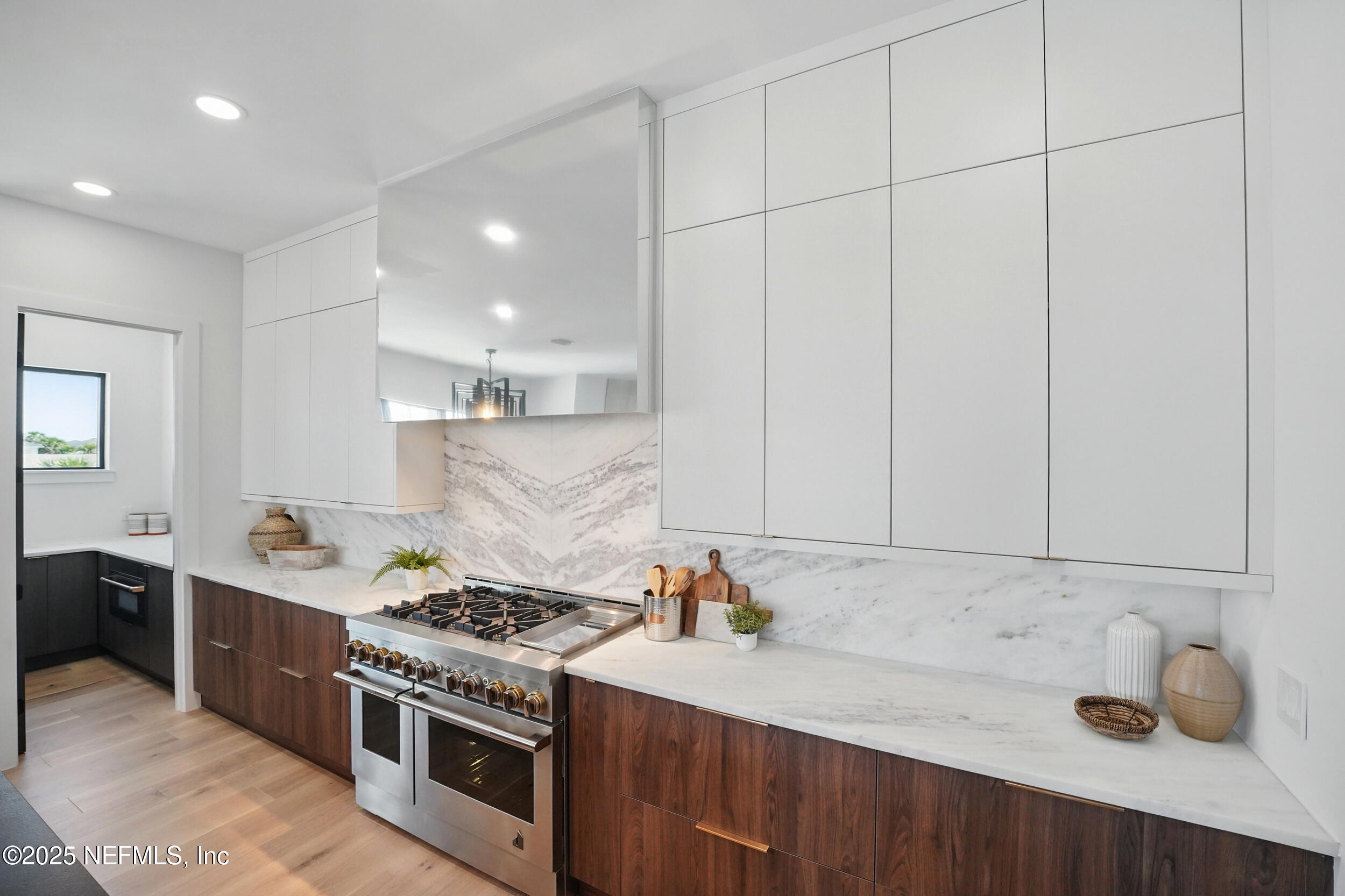 134 1ST Street S