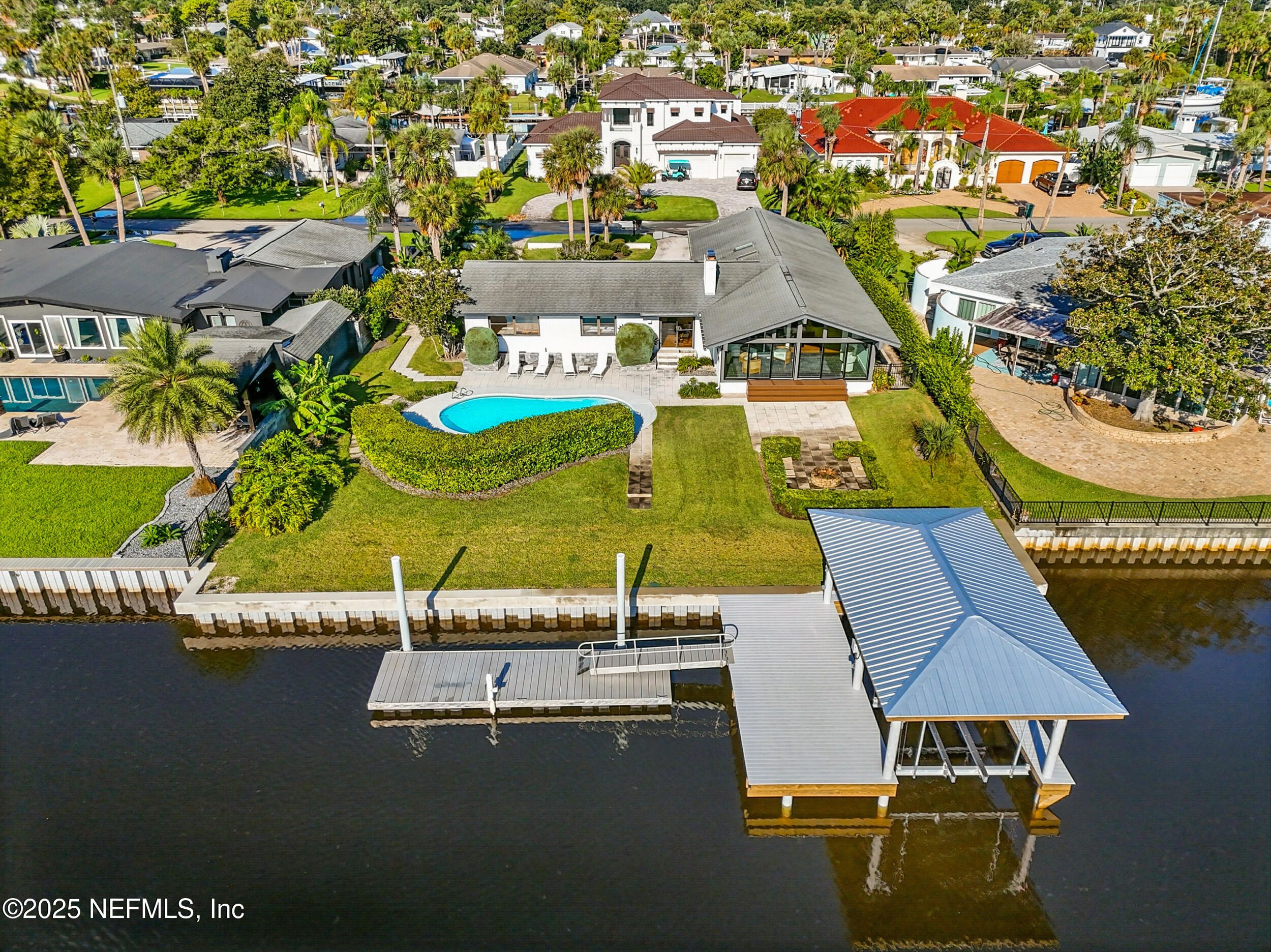 3355 SILVER PALM Drive