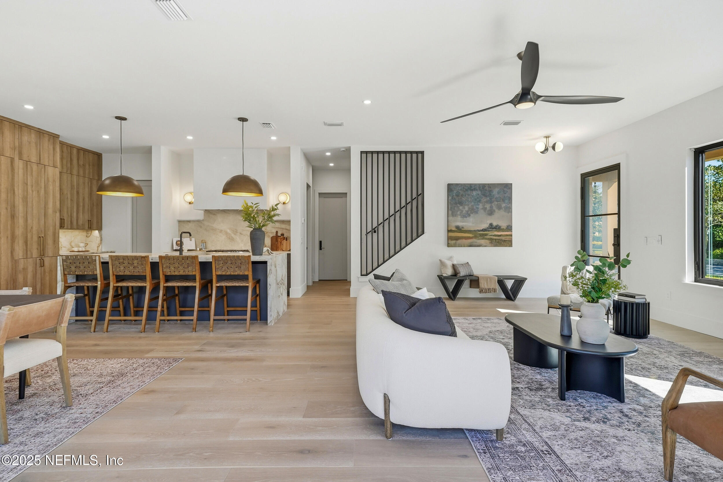 532 2ND Street