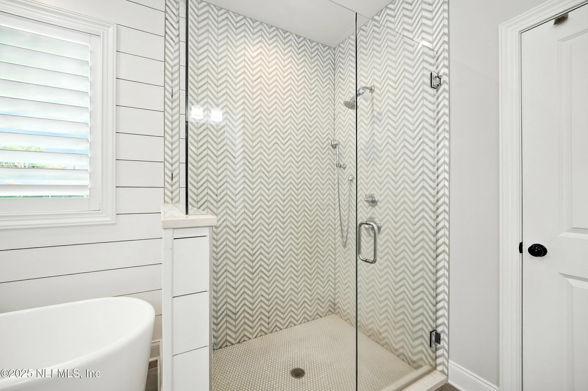 3367 ROYAL PALM Drive