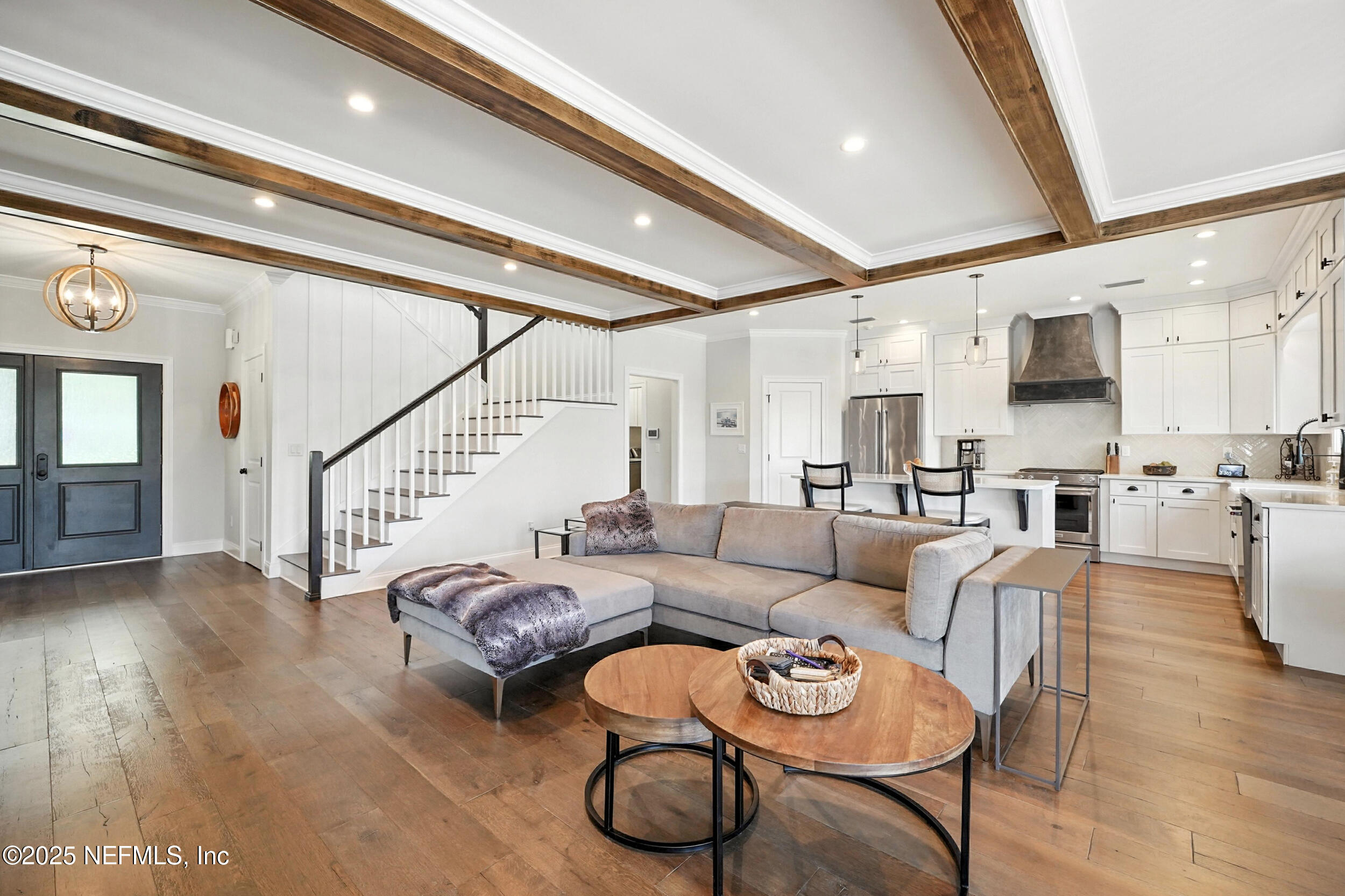 3367 ROYAL PALM Drive