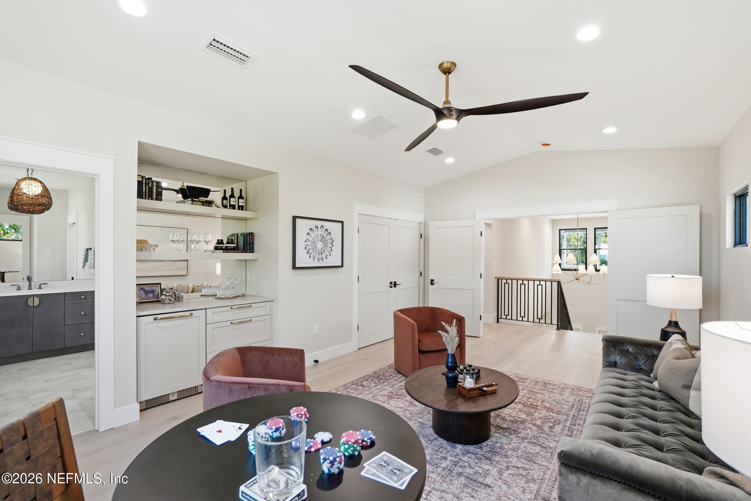 371 9TH Street
