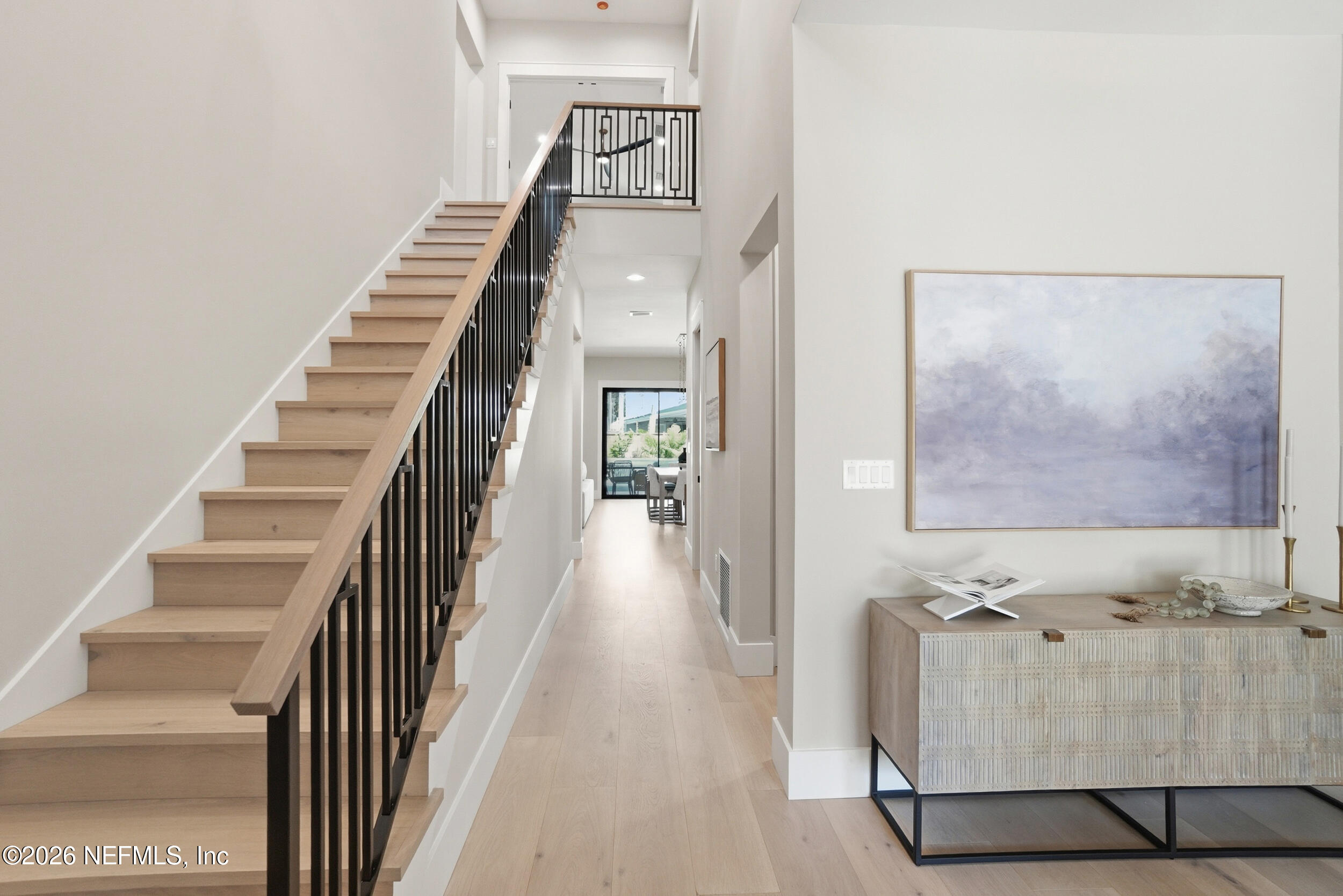 371 9TH Street