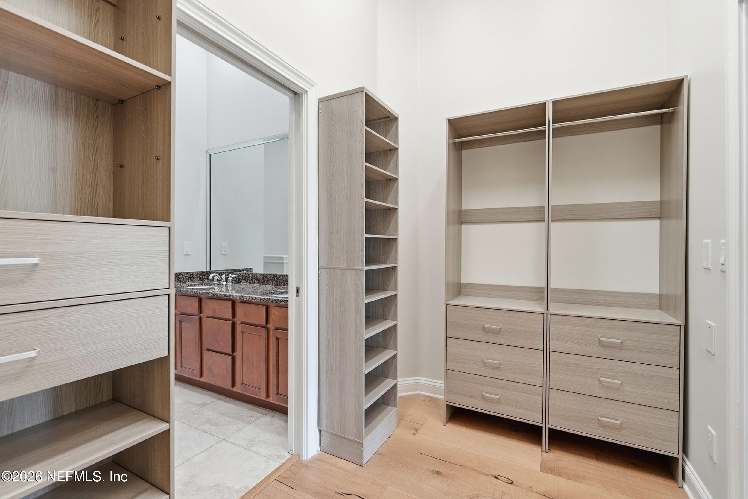 310 2ND Street S 4