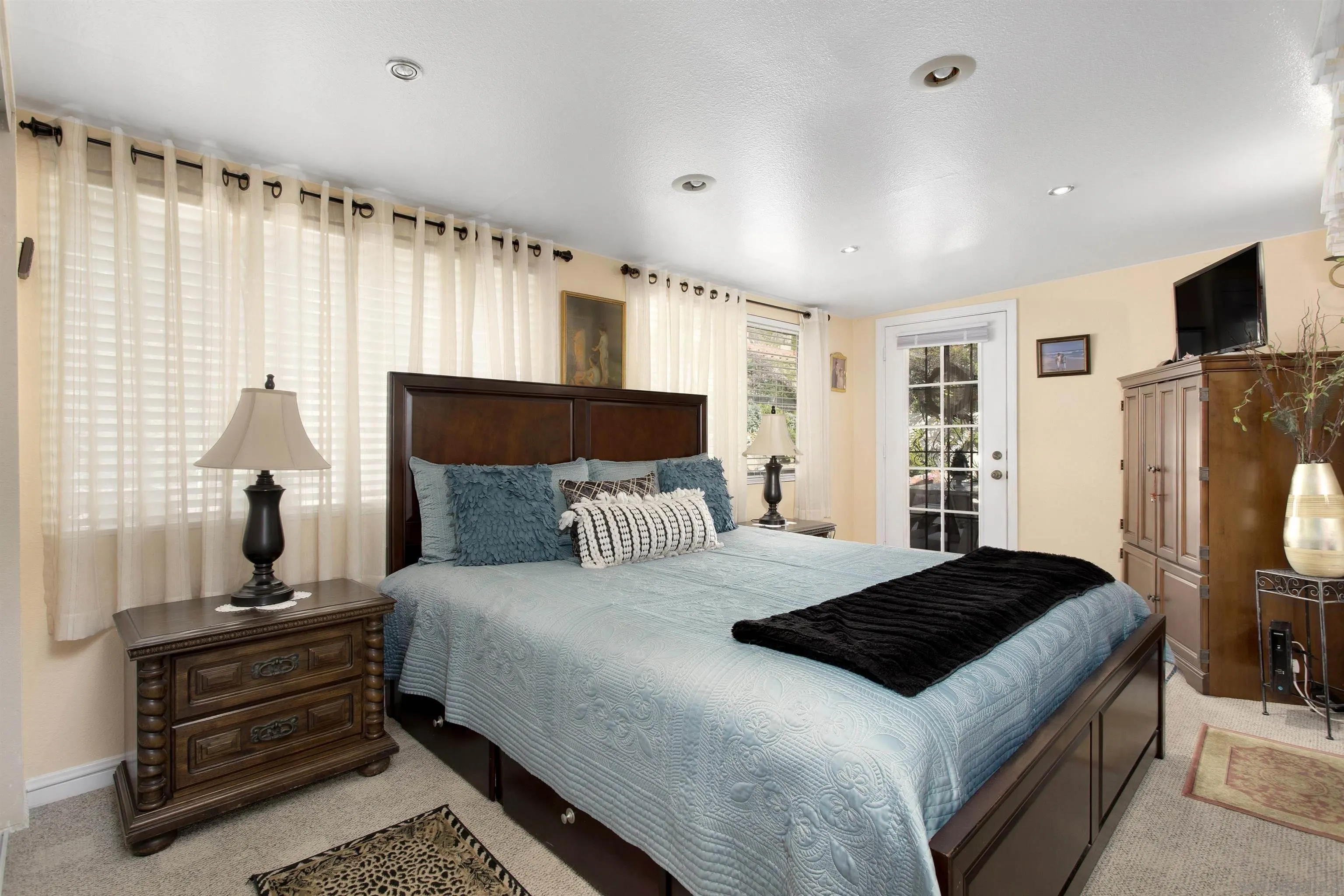 3202 Isabella Dr.