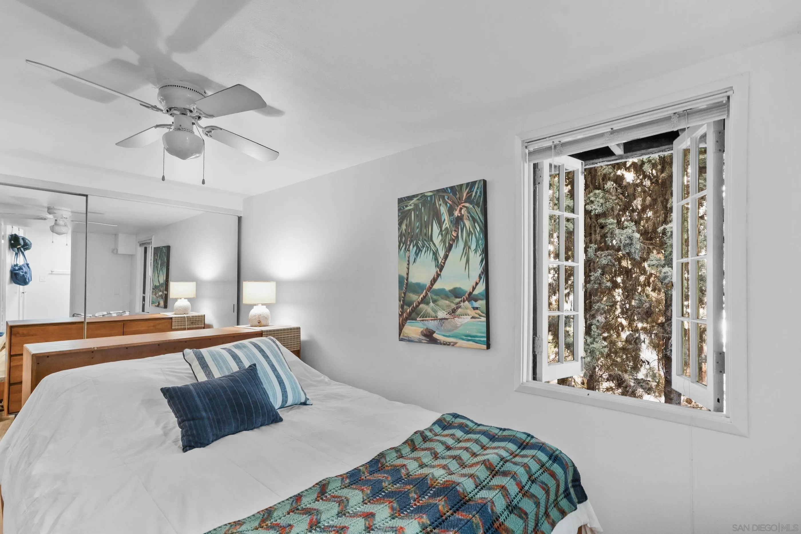 4109-4111 Ibis Street