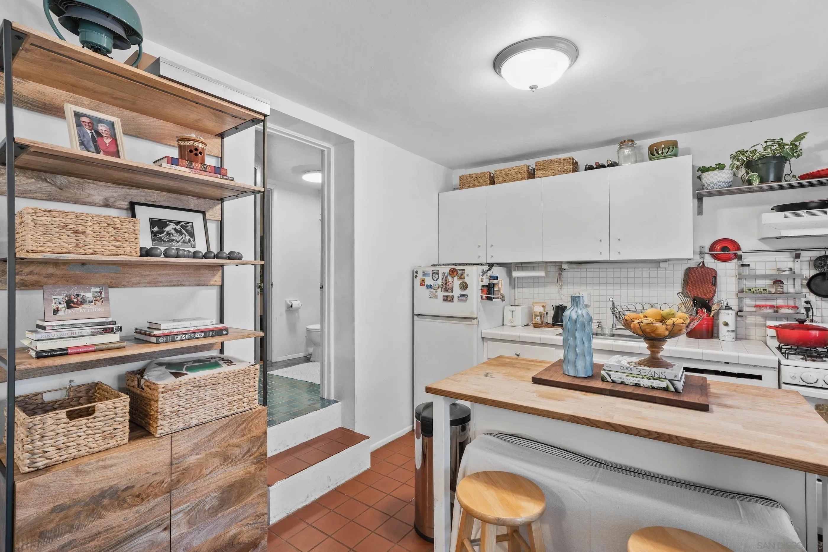4109-4111 Ibis Street