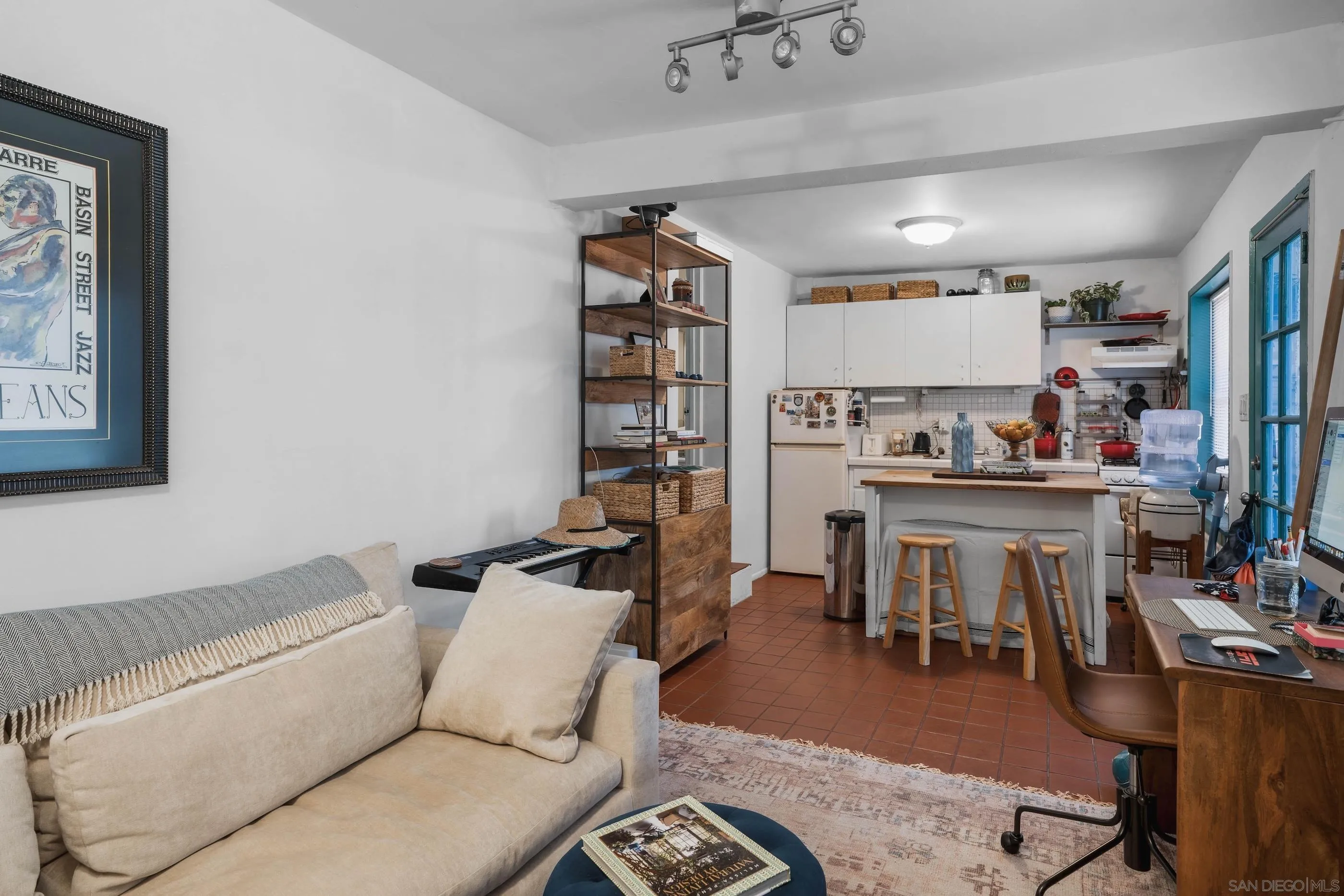 4109-4111 Ibis Street