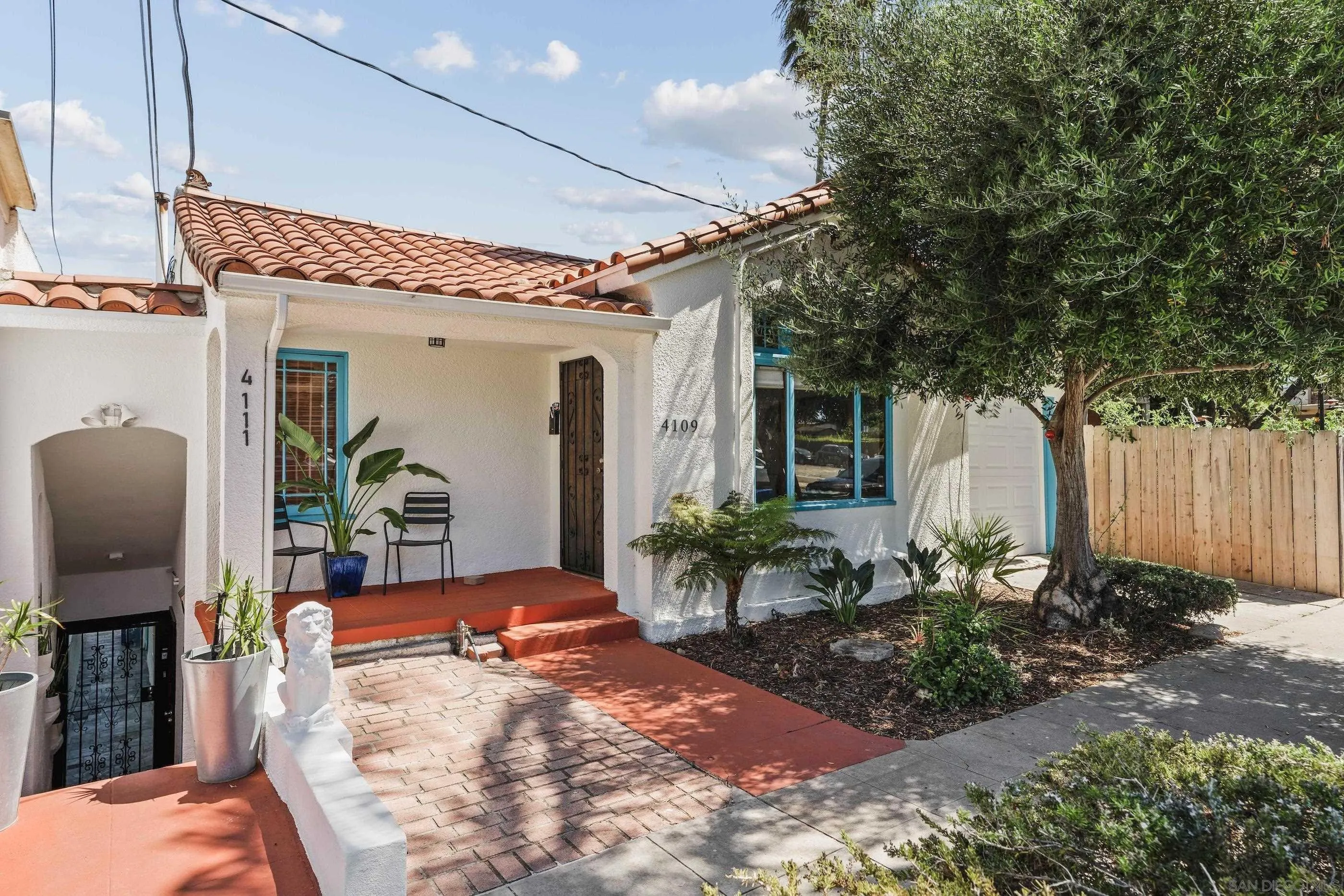 4109-4111 Ibis Street