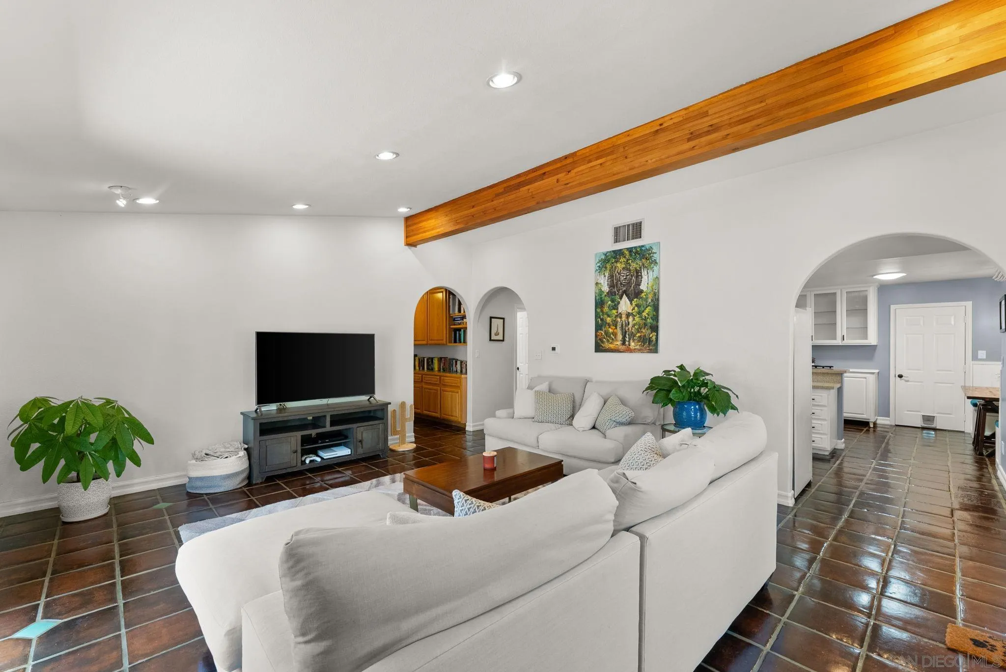2718 Havasupai Ave