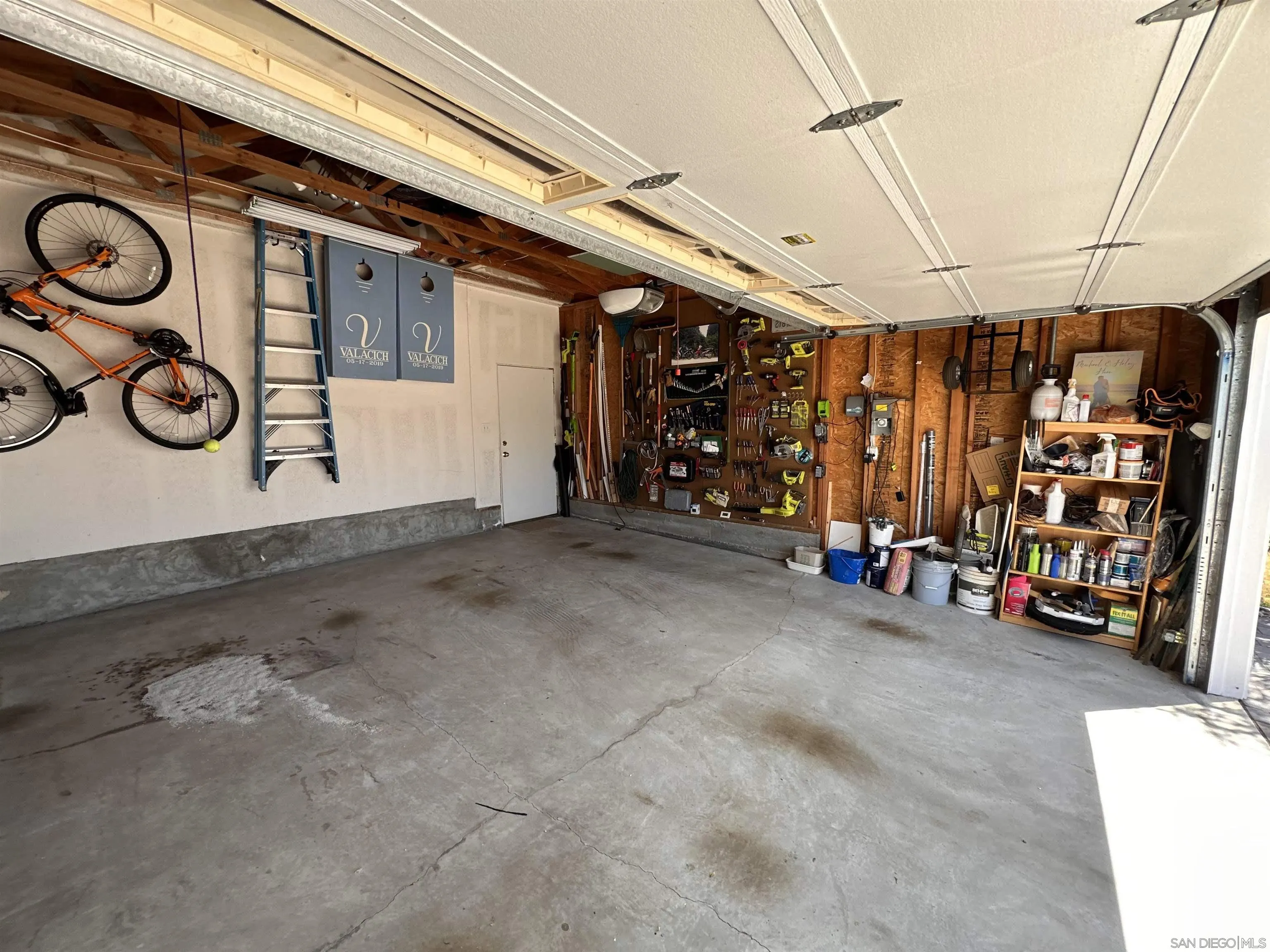 2718 Havasupai Ave