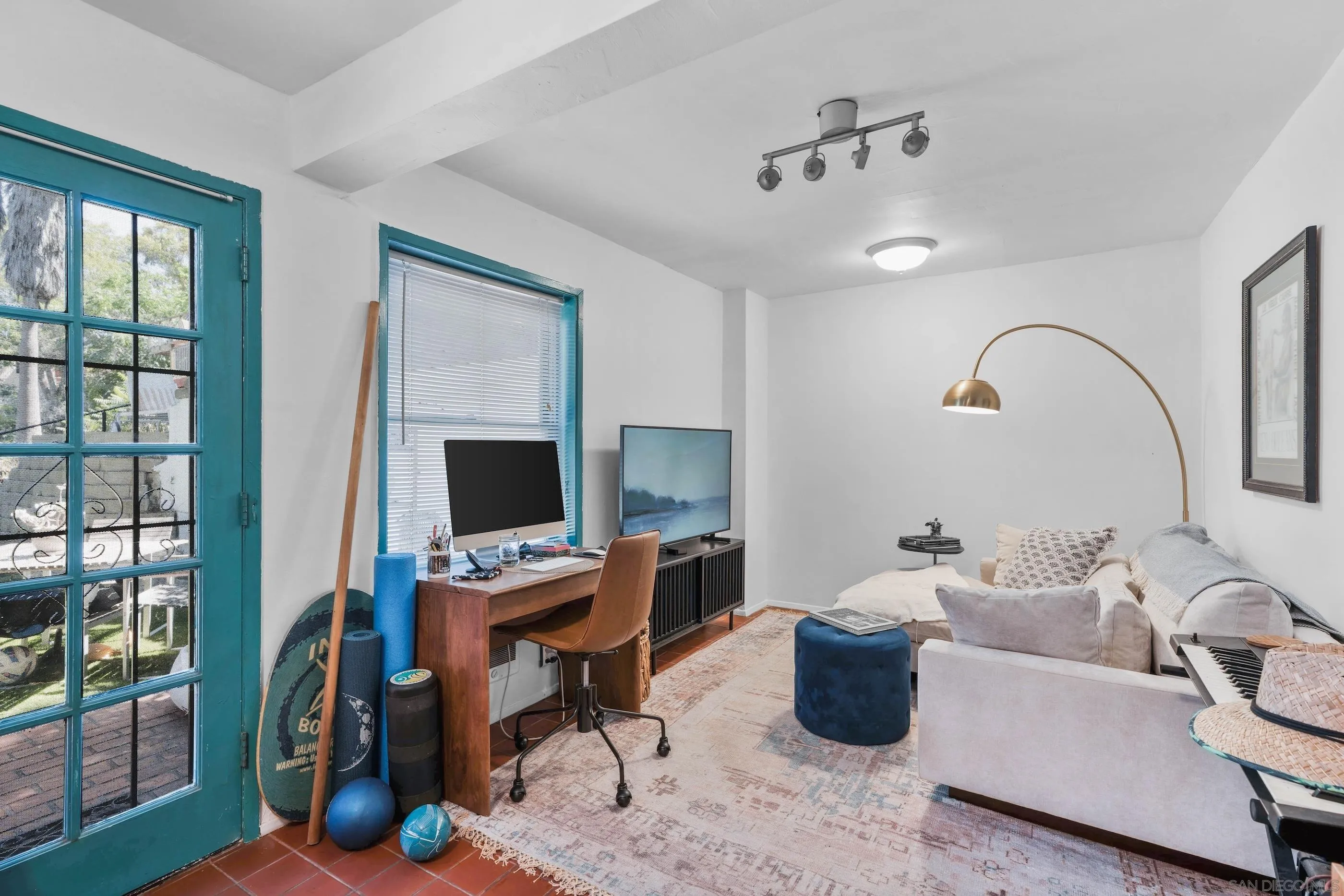 4109-4111 Ibis Street