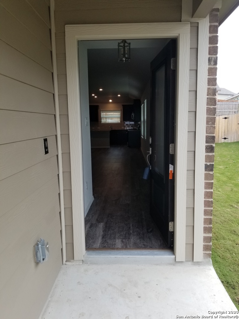 10403 Midsummer Meadow