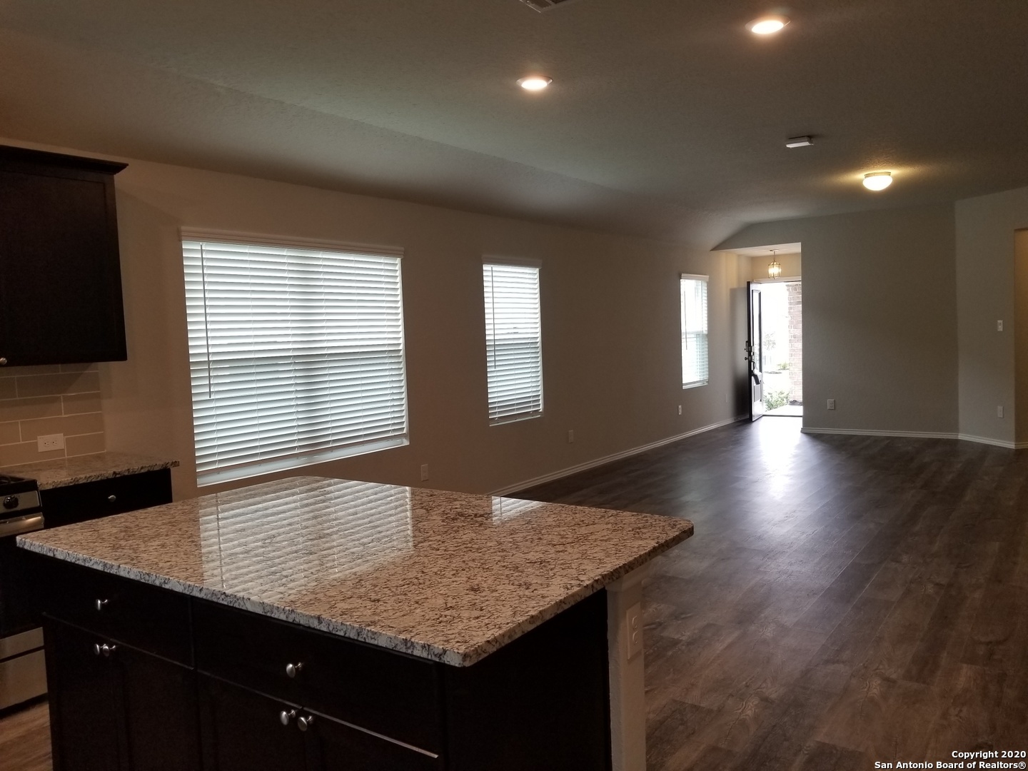 10403 Midsummer Meadow