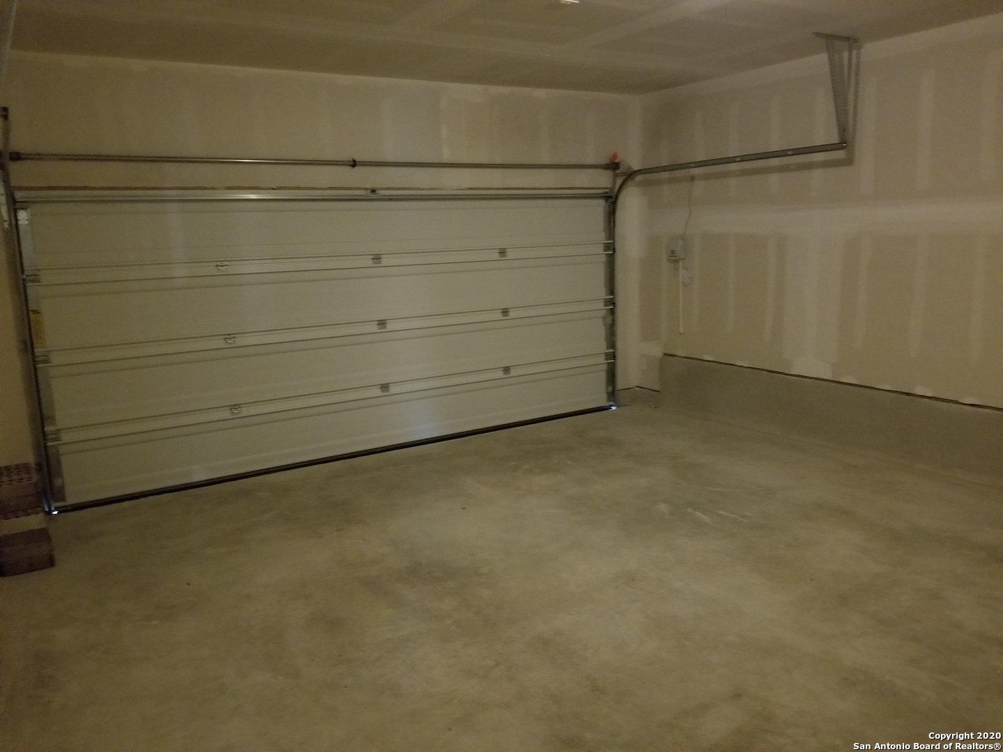 10403 Midsummer Meadow