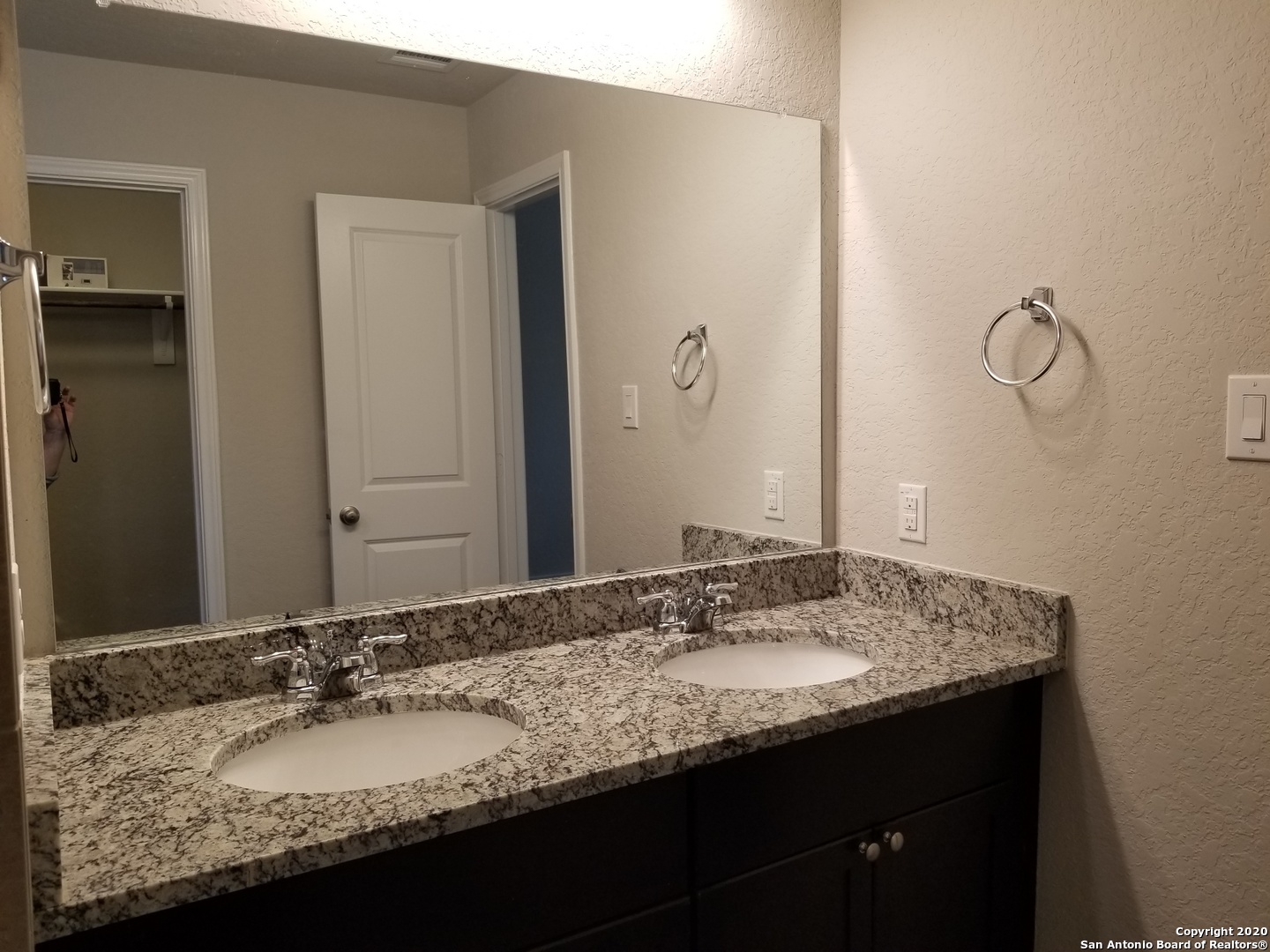 10403 Midsummer Meadow