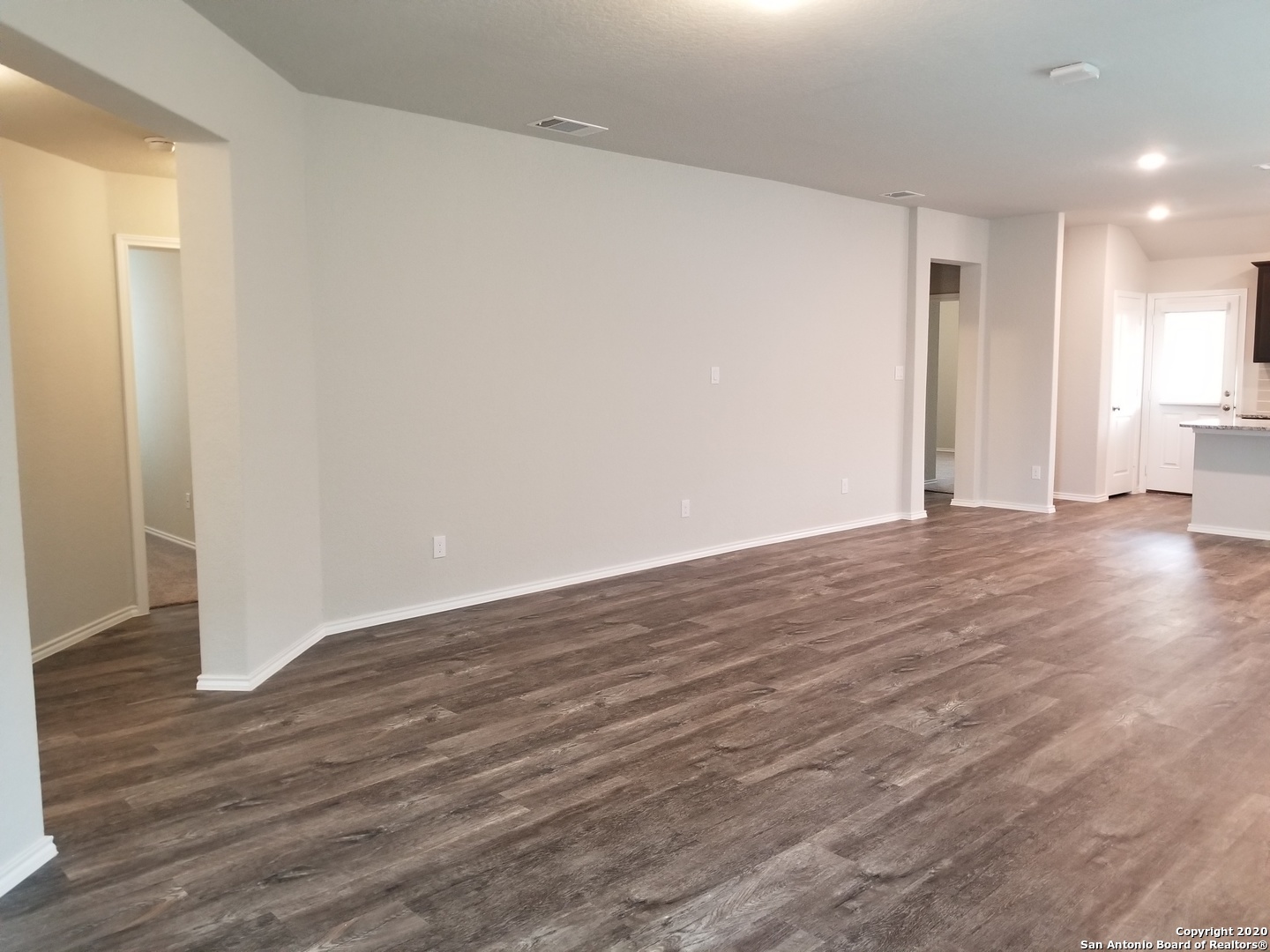 10403 Midsummer Meadow