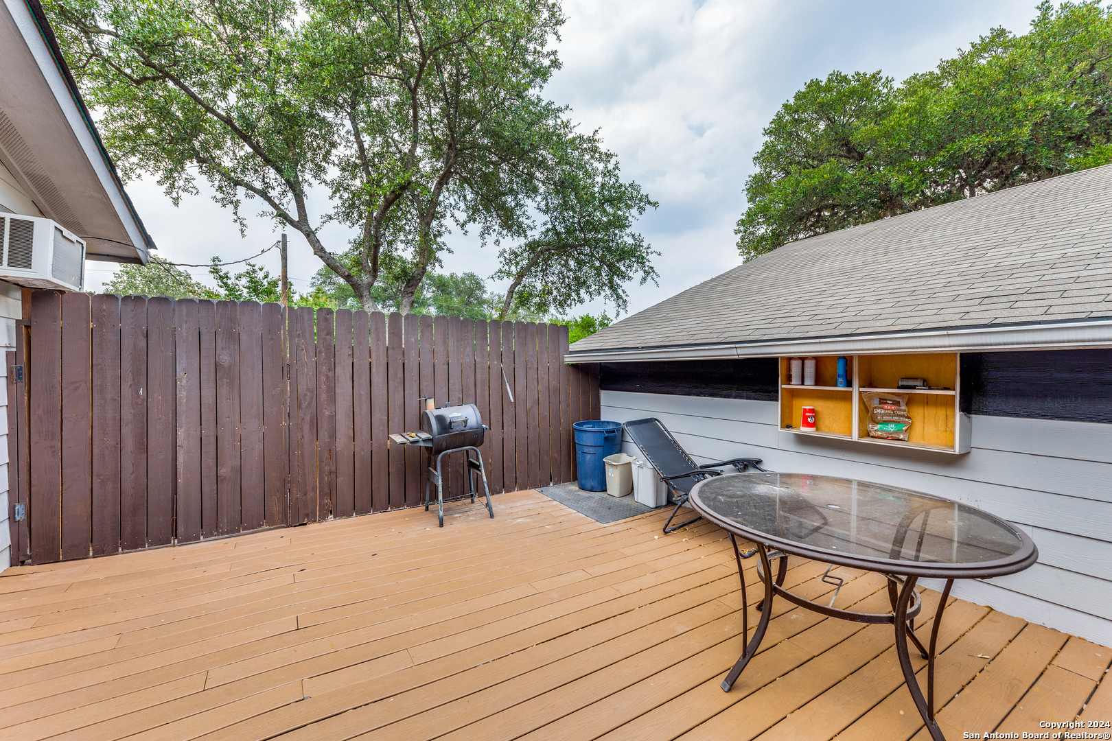 259 Park Dr