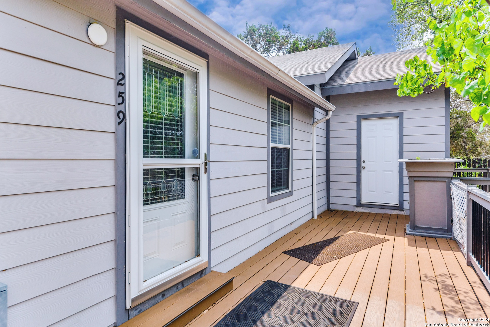 259 Park Dr