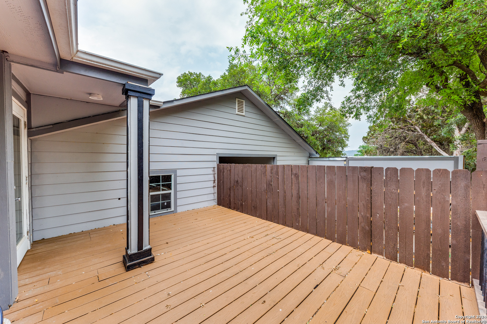259 Park Dr