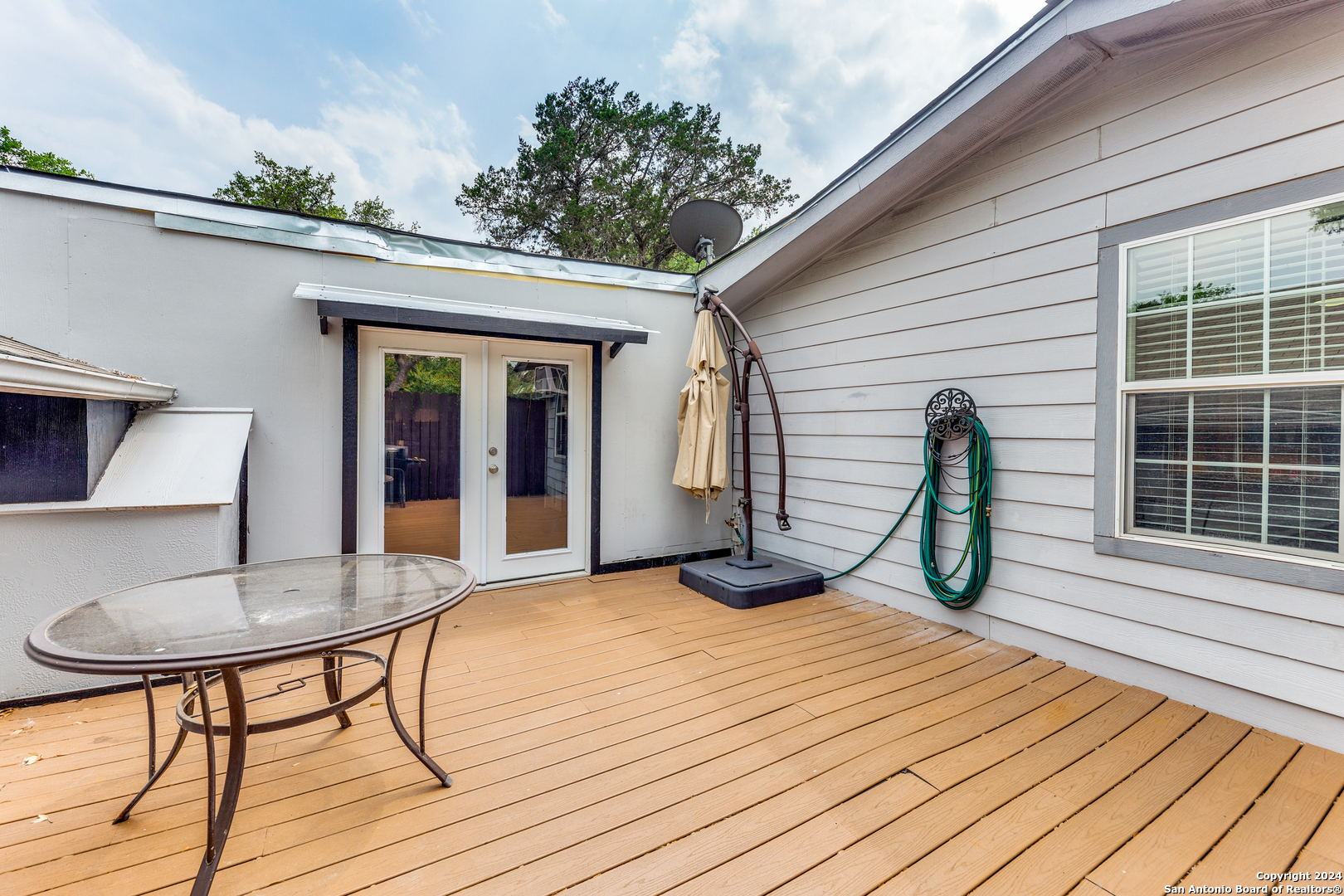 259 Park Dr